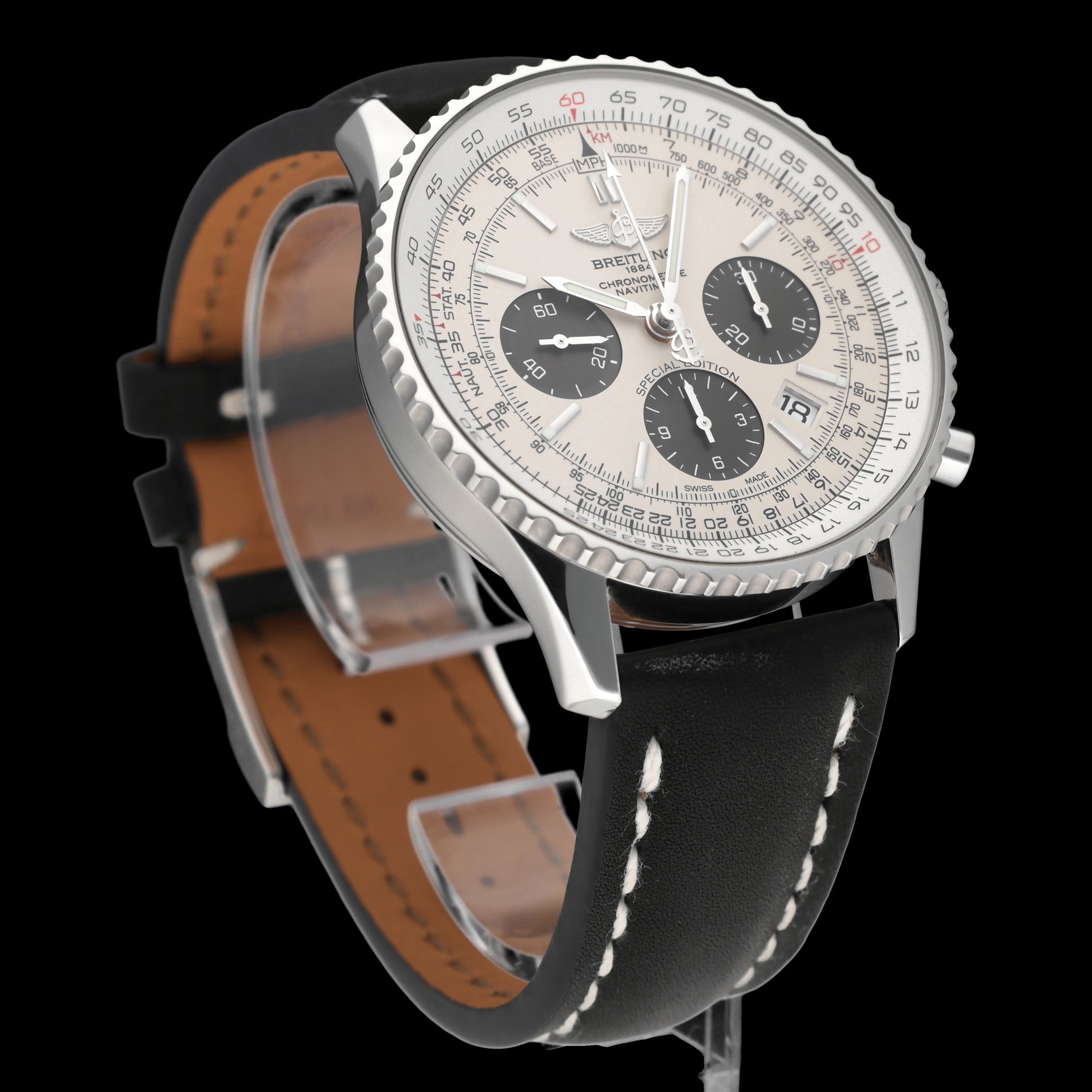 Breitling Navitimer 01 AB0120 - 2019 - Breitling horloge - Breitling kopen - Breitling heren horloge - Trophies Watches