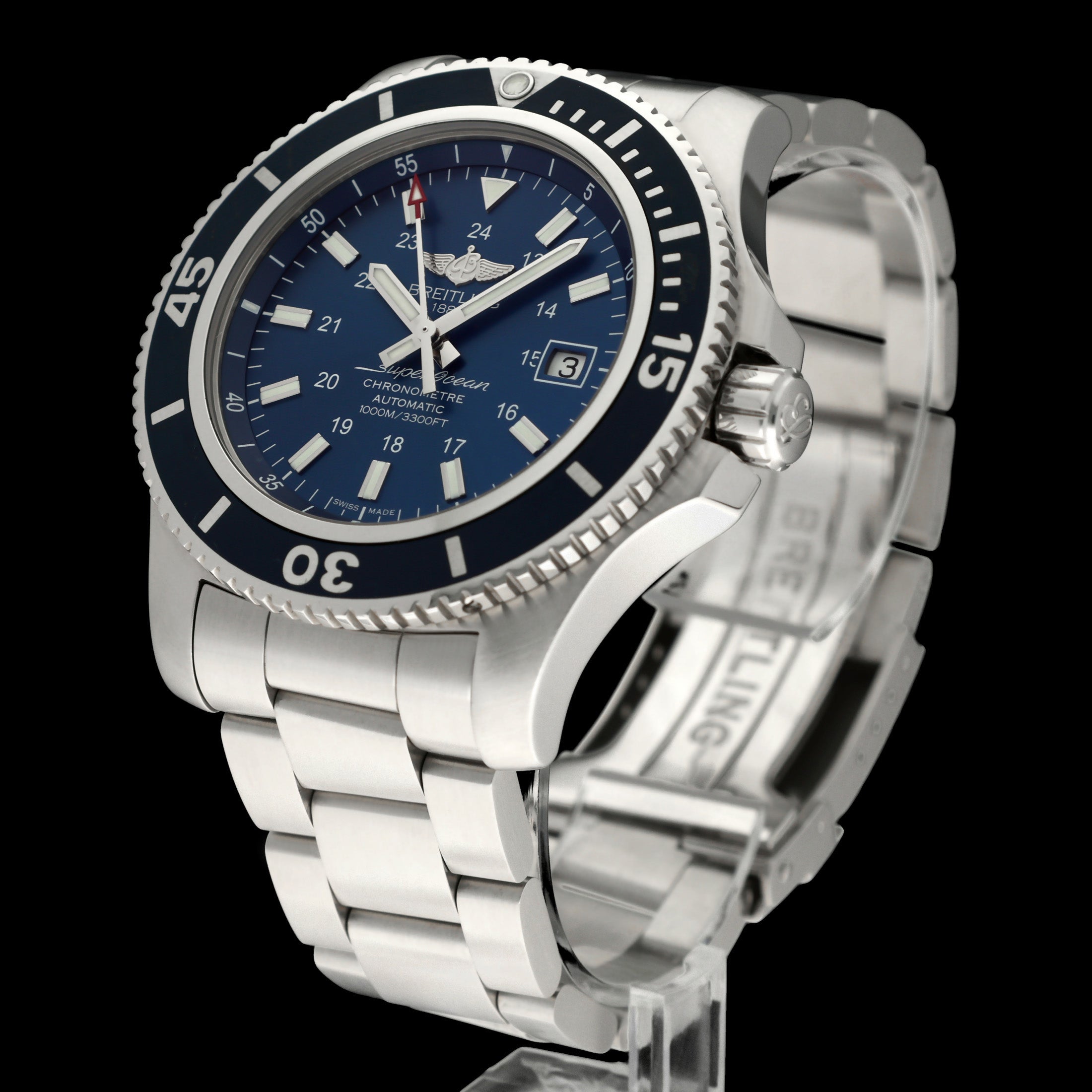 Breitling Superocean II 44 A17392 - 2018 - Breitling horloge - Breitling kopen - Breitling heren horloge - Trophies Watches