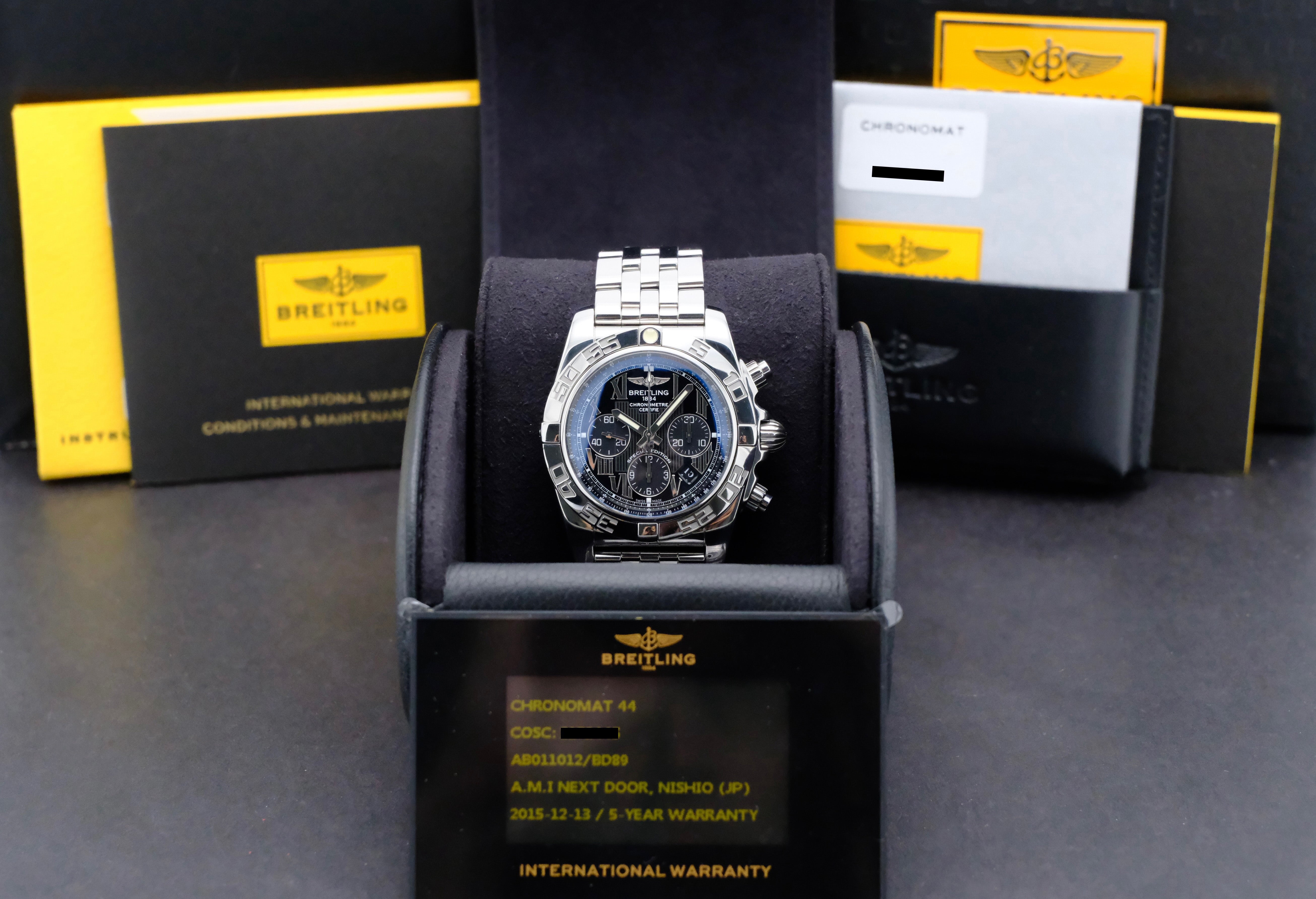 Breitling Chronomat AB0110 - 2015 - Breitling horloge - Breitling kopen - Breitling heren horloge - Trophies Watches