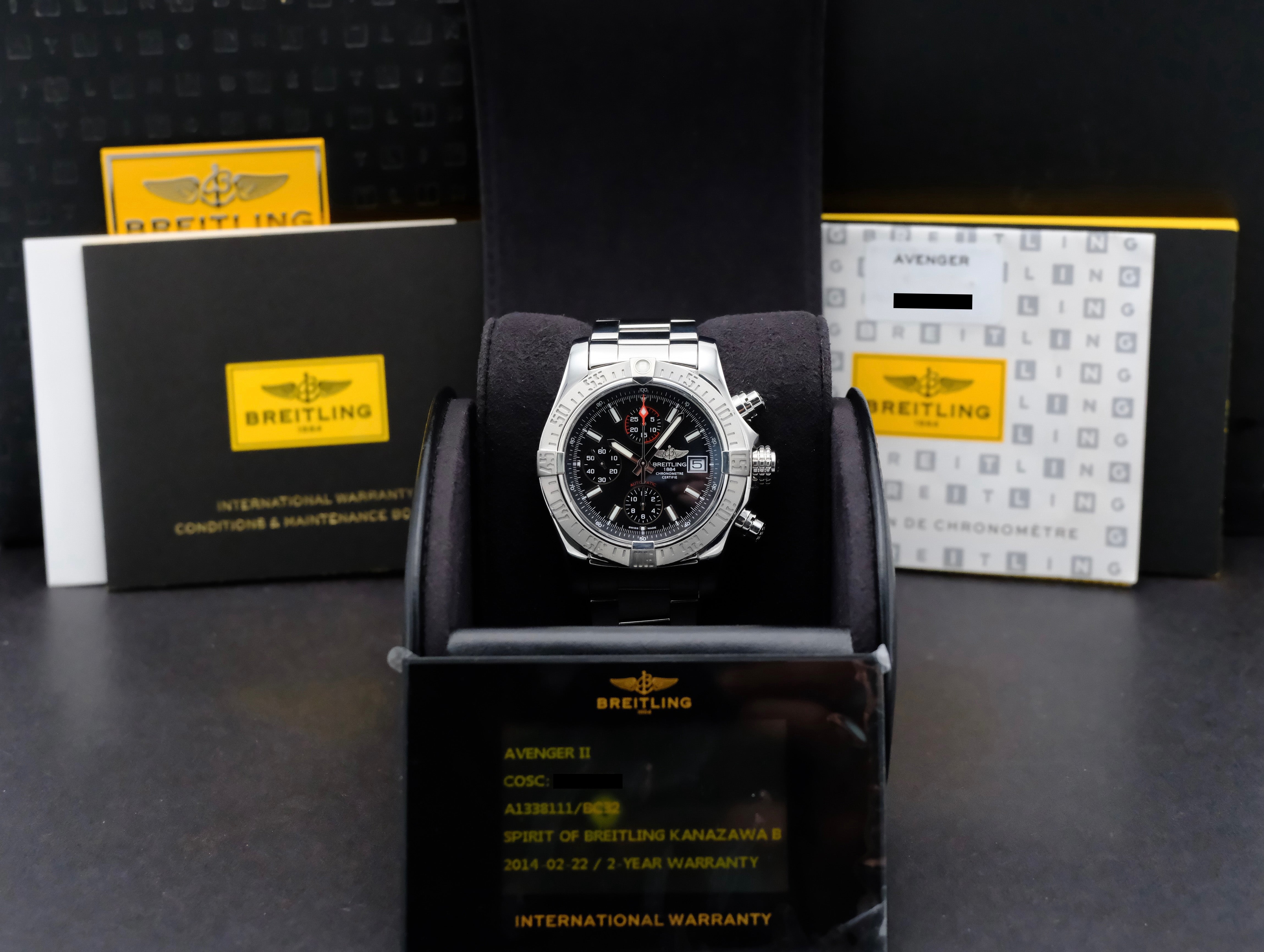 Breitling Avenger II A13381 - 2014 - Breitling horloge - Breitling kopen - Breitling heren horloge - Trophies Watches
