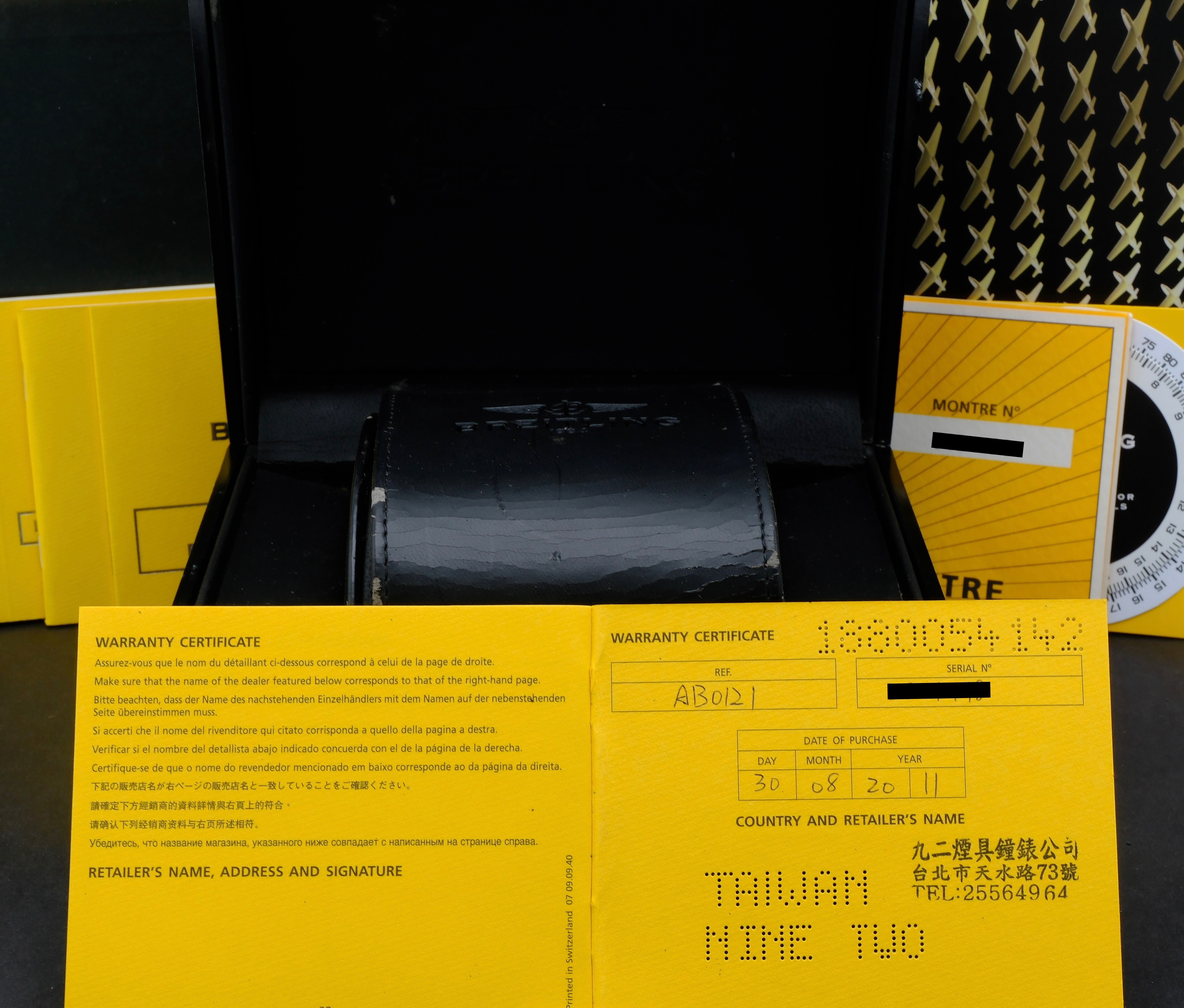 Breitling Navitimer 01 AB0121, Box & Papers, 2011