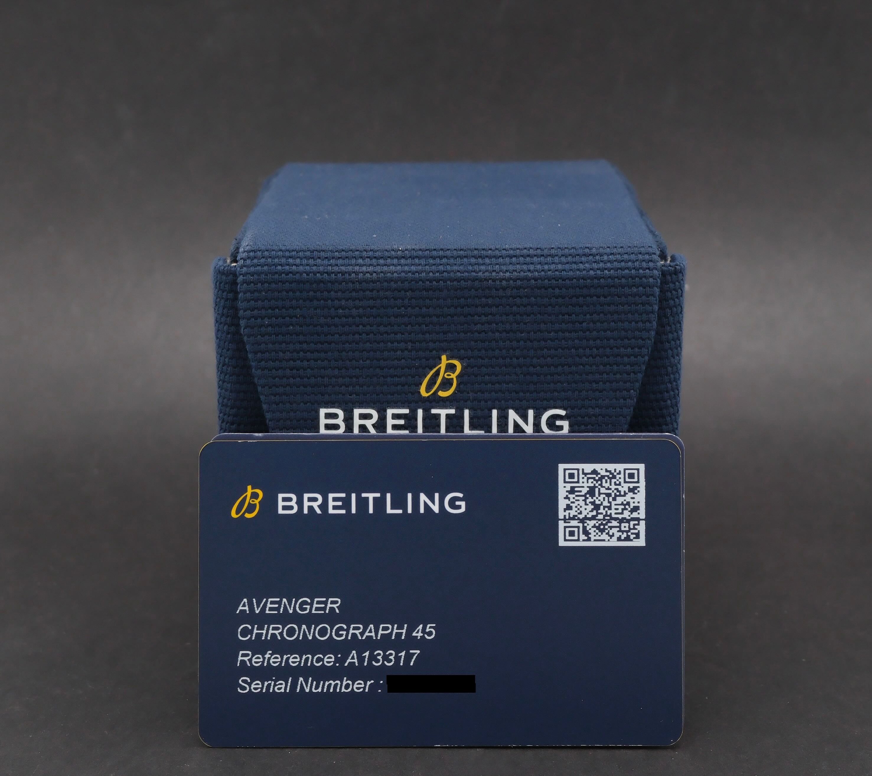Breitling Avenger A13317 - 2026 - Breitling horloge - Breitling kopen - Breitling heren horloge - Trophies Watches