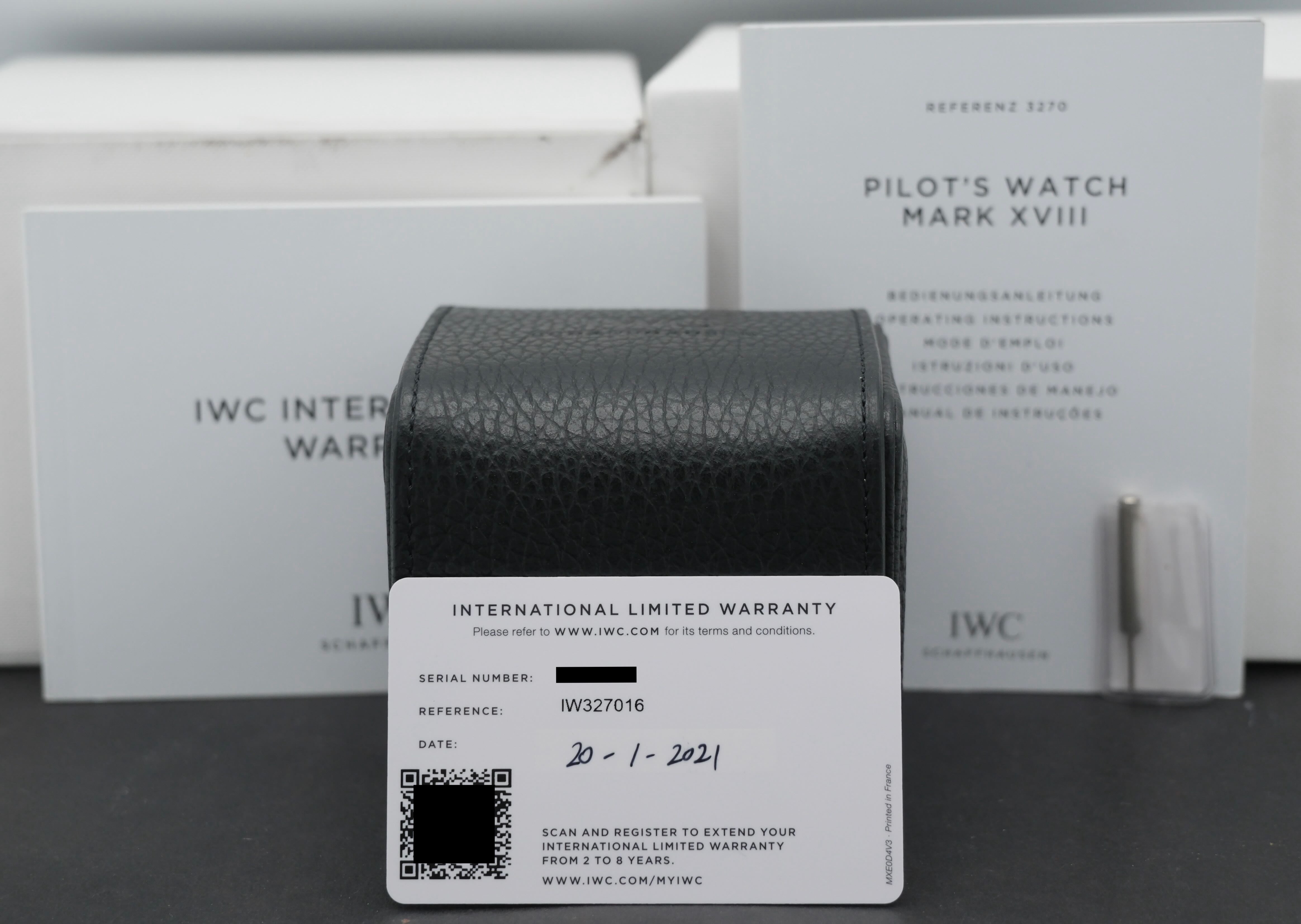 IWC Pilot Mark Xviii IW327016 - 2021 - IWC horloge - IWC kopen - IWC heren horloge - Trophies Watches