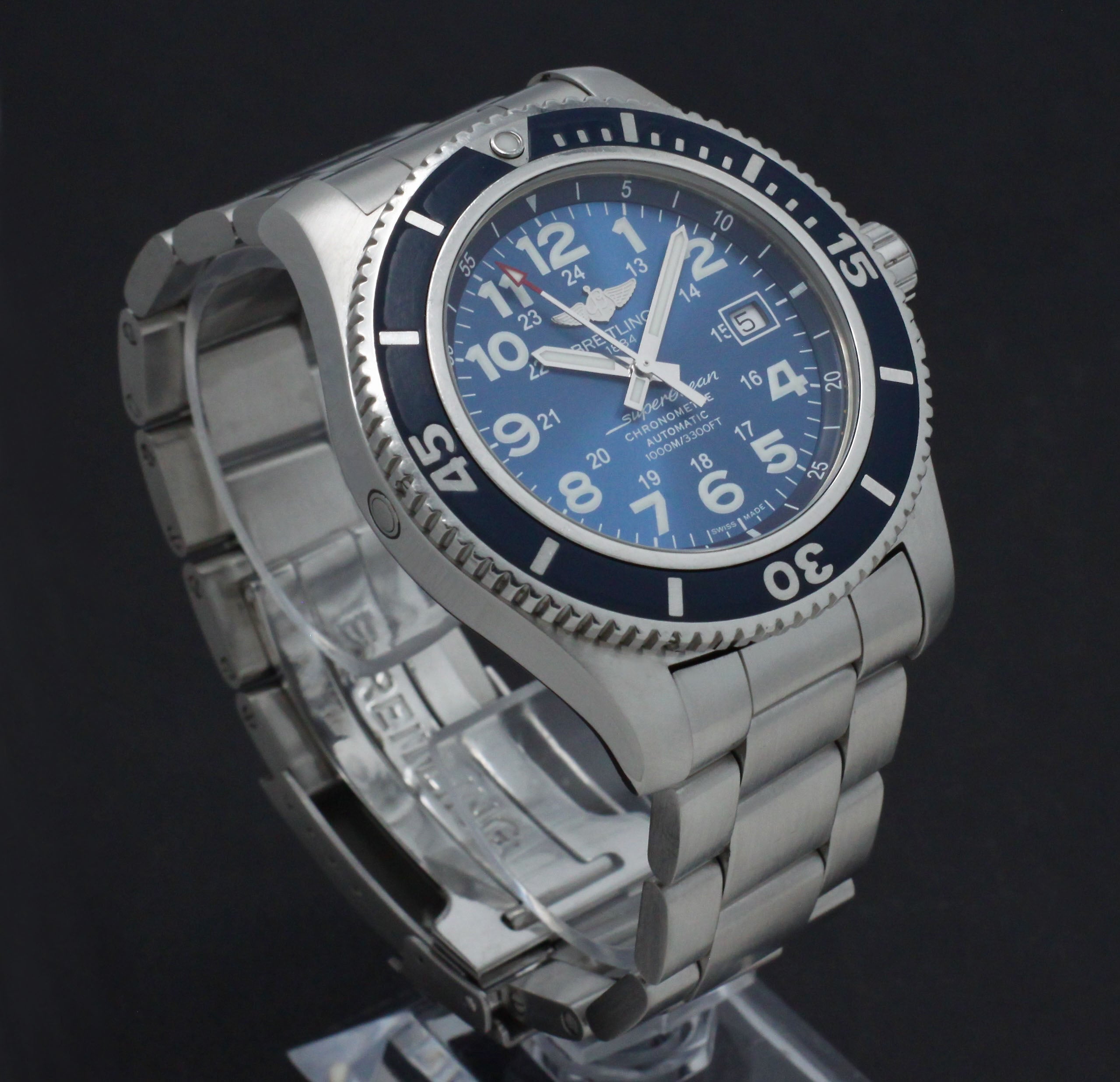 Breitling Superocean II 44 A17392 - 2019 - Breitling horloge - Breitling kopen - Breitling heren horloge - Trophies Watches
