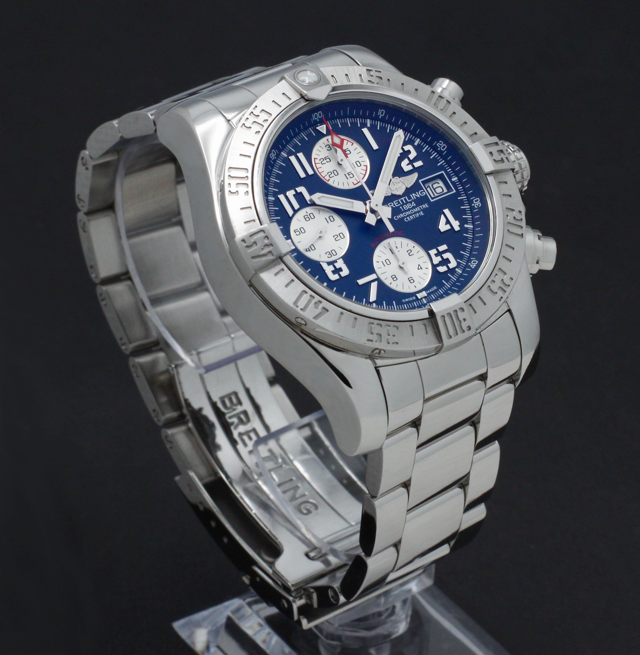 Breitling Avenger II A13381 - 2019 - Breitling horloge - Breitling kopen - Breitling heren horloge - Trophies Watches