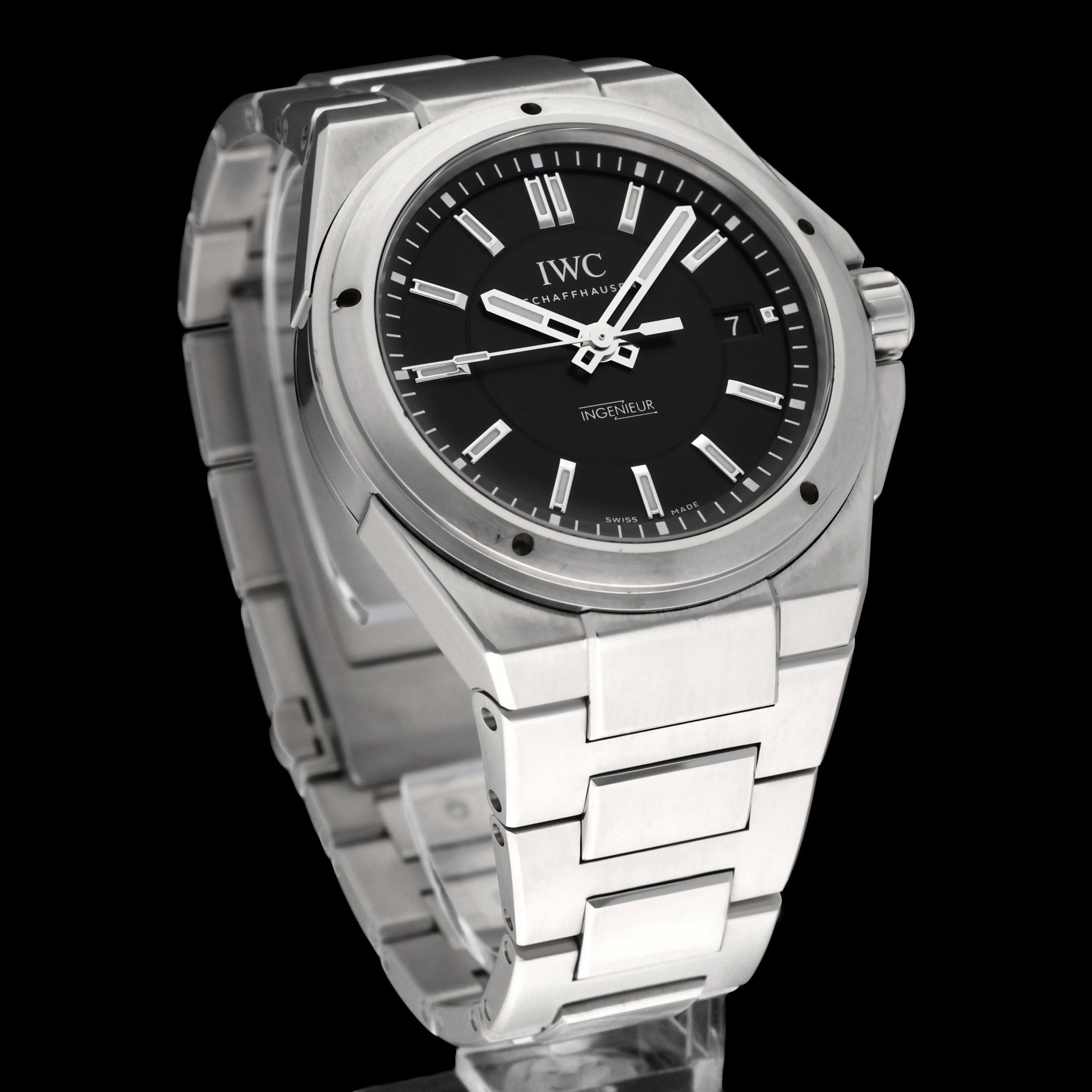 IWC Ingenieur IW323902 - 2015 - IWC horloge - IWC kopen - IWC heren horloge - Trophies Watches
