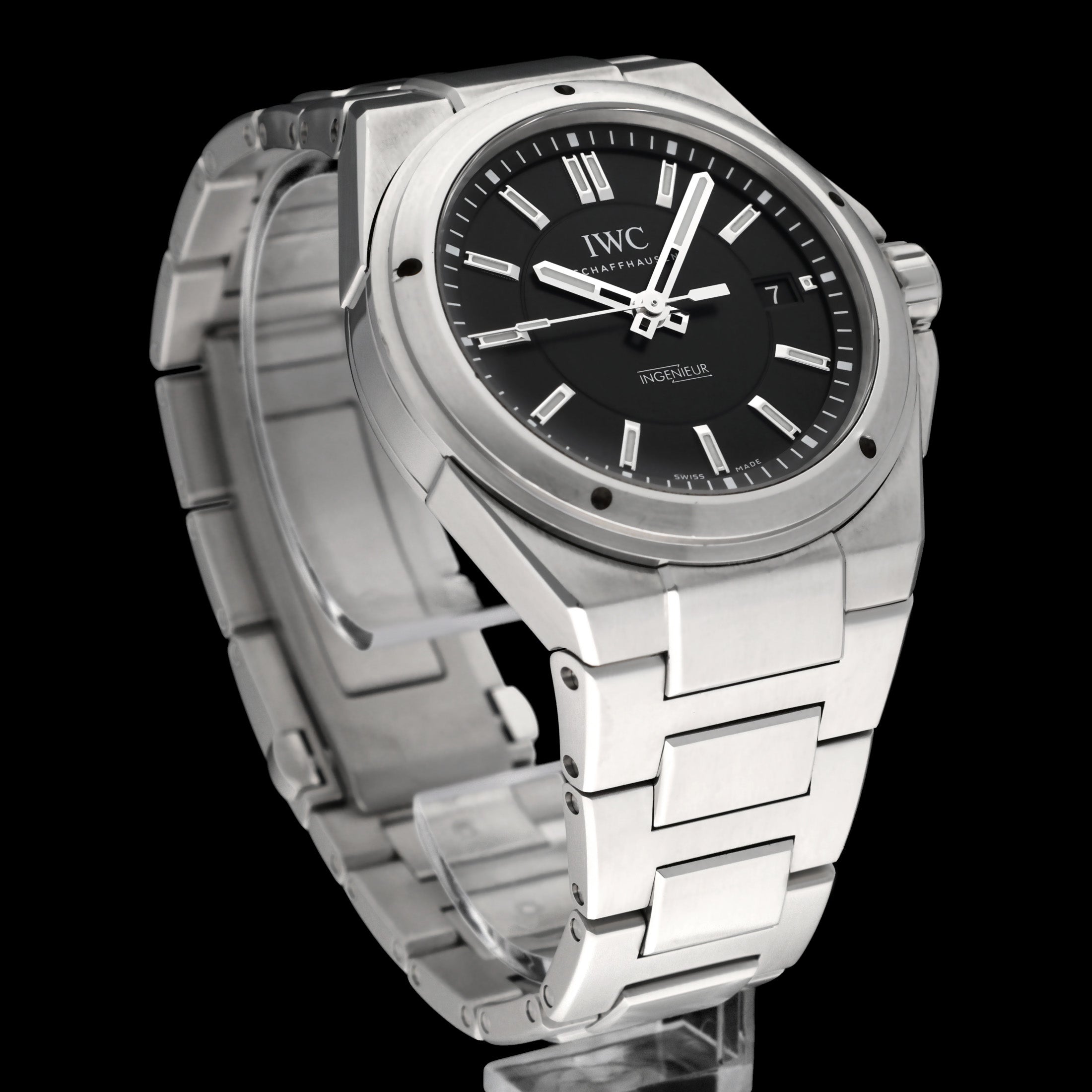 IWC Ingenieur IW323902 - 2015 - IWC horloge - IWC kopen - IWC heren horloge - Trophies Watches