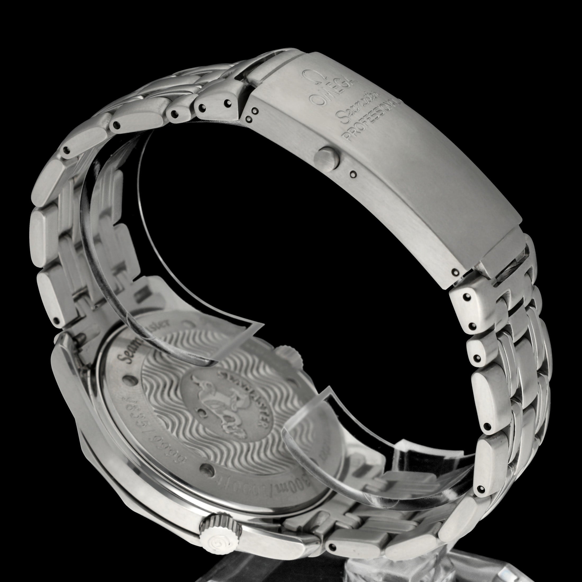 Omega Seamaster Diver 300 M 2533.50.00 - 2006 - Omega horloge - Omega kopen - Omega heren horloge - Trophies Watches