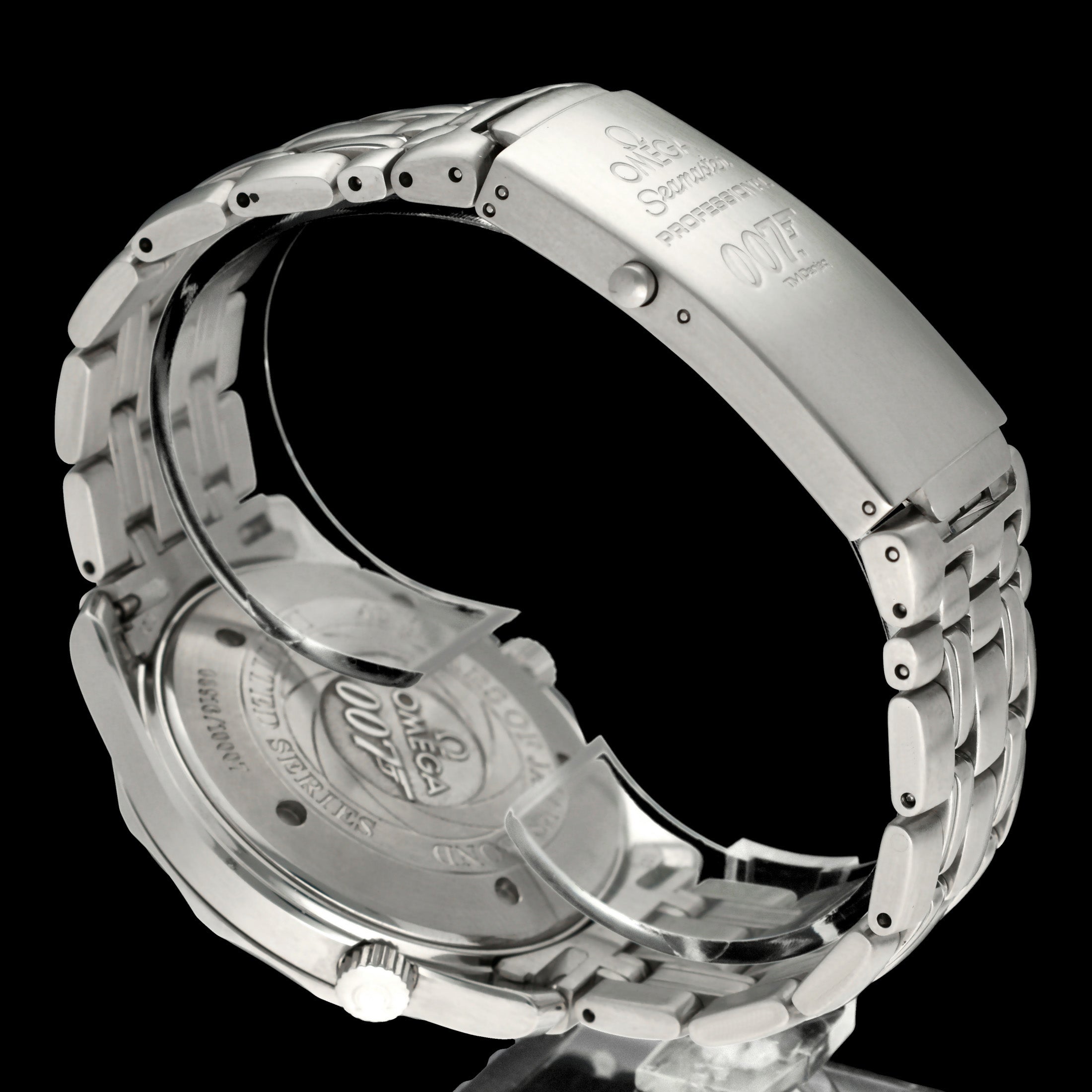 Omega Seamaster Diver 300 M 2537.80 - 2003 - Omega horloge - Omega kopen - Omega heren horloge - Trophies Watches