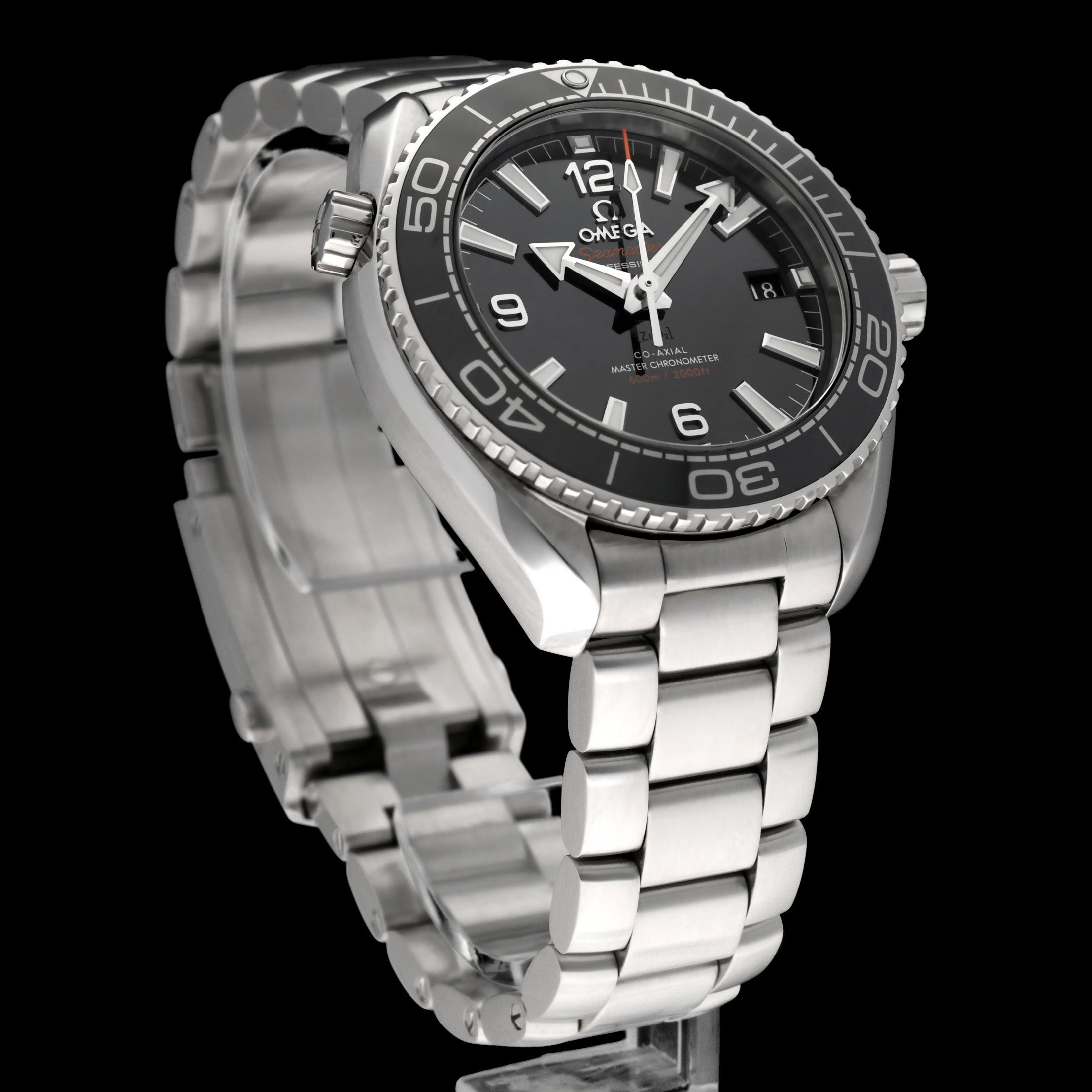 Omega Seamaster Planet Ocean 215.30.40.20.01.001 - 2018 - Omega horloge - Omega kopen - Omega heren horloge - Trophies Watches