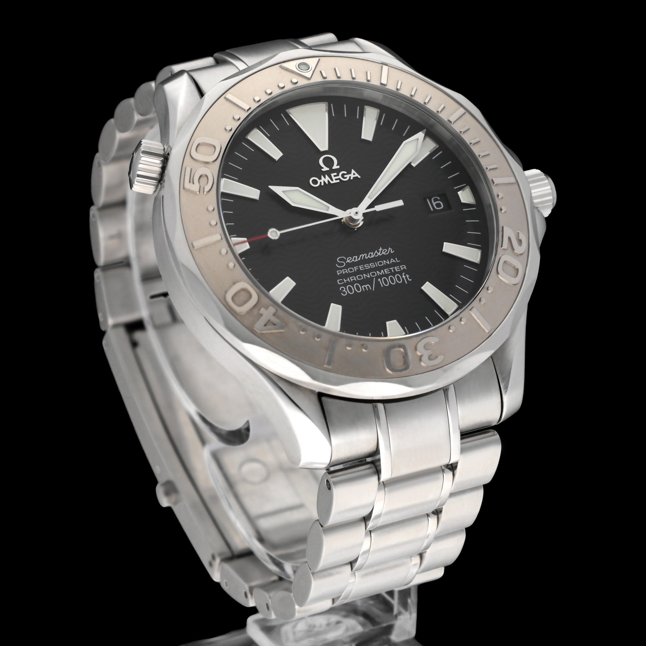 Omega Seamaster Diver 300 M 2230.50.00 - 2006 - Omega horloge - Omega kopen - Omega heren horloge - Trophies Watches