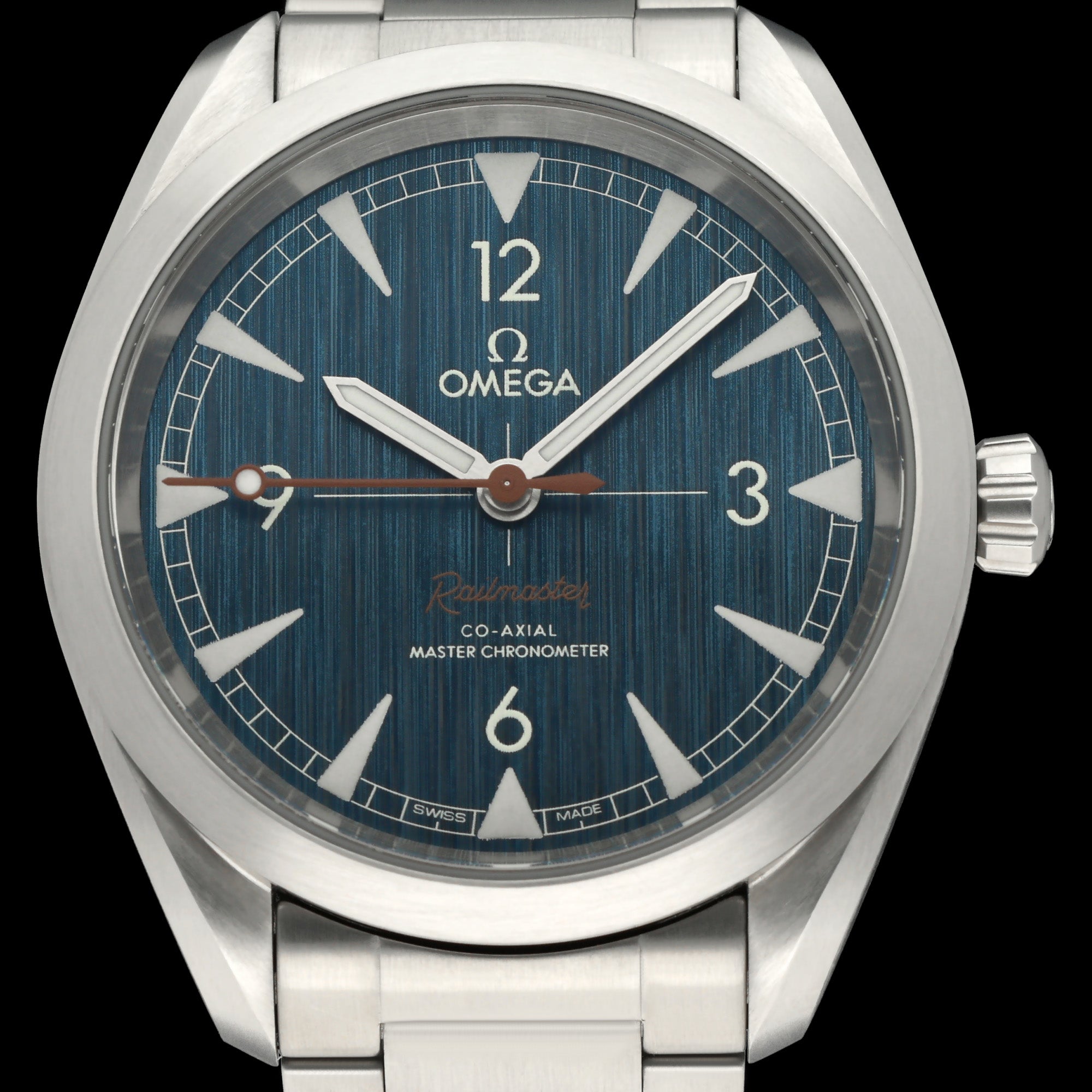 Omega Seamaster Railmaster 220.10.40.20.03.001 - 2019 - Omega horloge - Omega kopen - Omega heren horloge - Trophies Watches