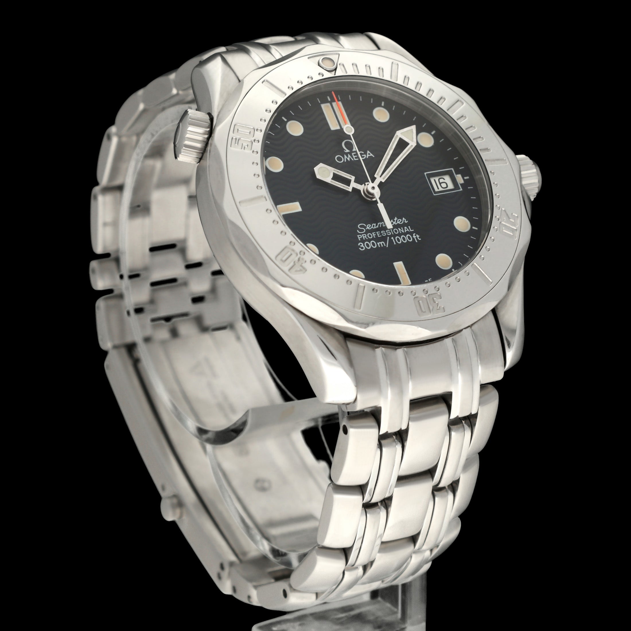 Omega Seamaster Diver 300 M 2562.80.00 - 1995 - Omega horloge - Omega kopen - Omega heren horloge - Trophies Watches