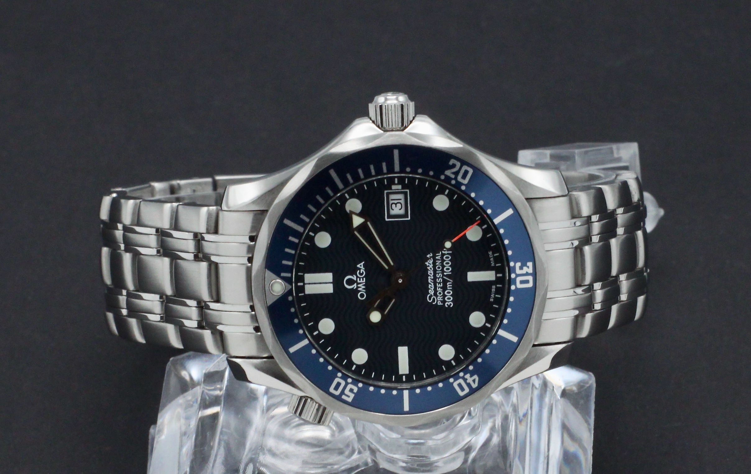 Omega Seamaster Diver 300 M 2561.80.00 - 1999 - Omega horloge - Omega kopen - Omega heren horloge - Trophies Watches