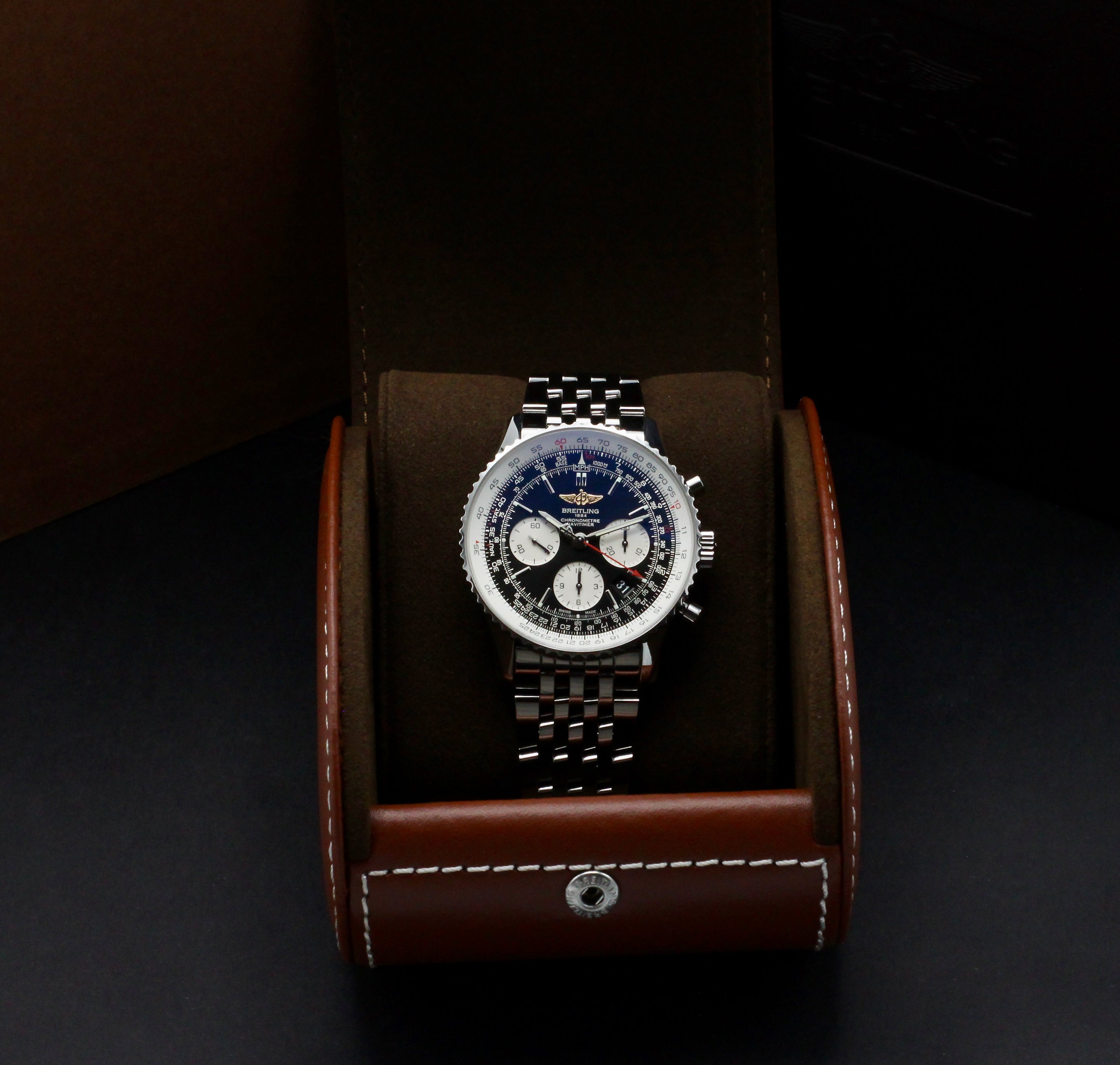 Breitling Navitimer 01 AB0120 - Breitling horloge - Breitling kopen - Breitling heren horloge - Trophies Watches