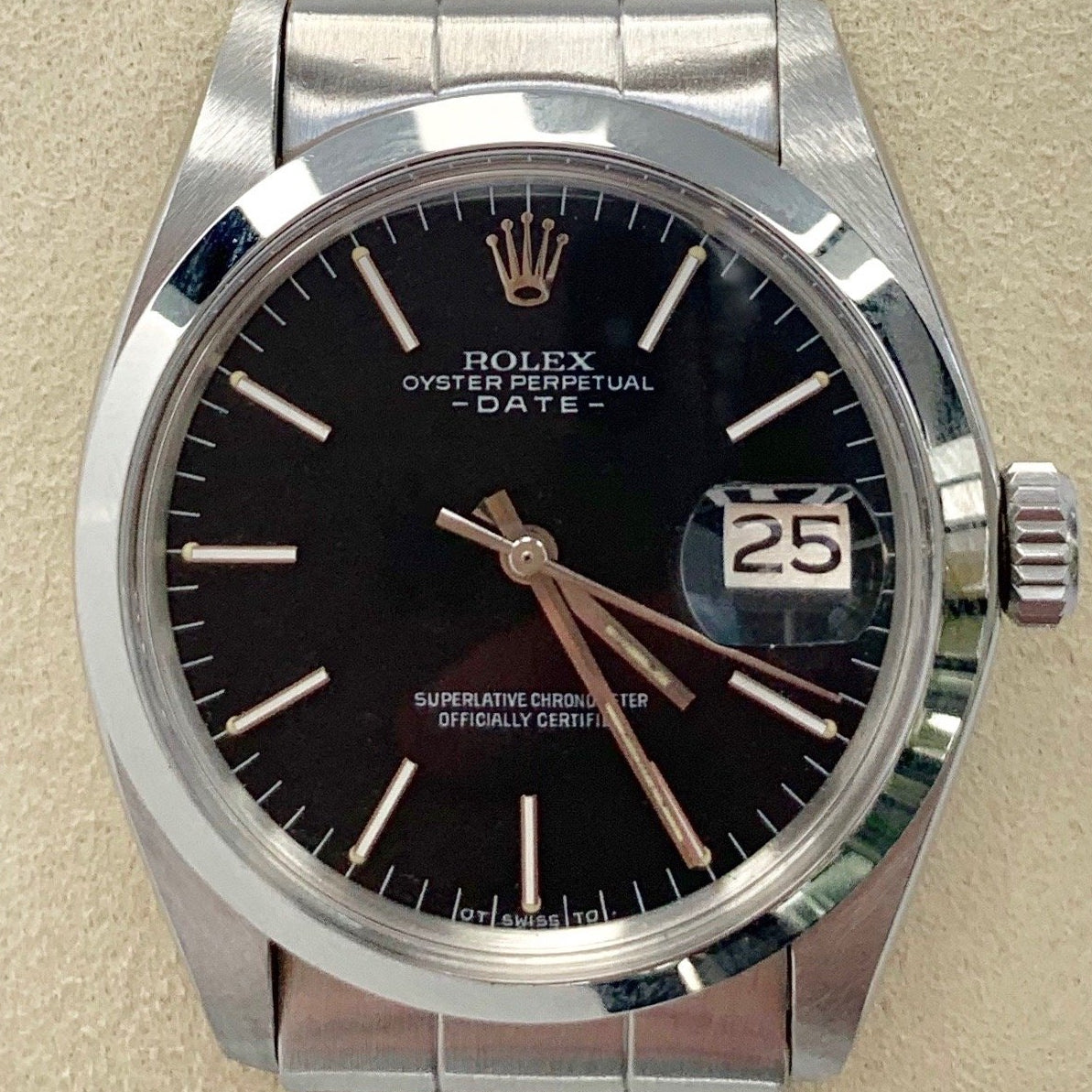 Rolex Oyster Perpetual Date 1500 - 1974 - Rolex horloge - Rolex verkopen - Rolex heren horloge - Trophies Watches