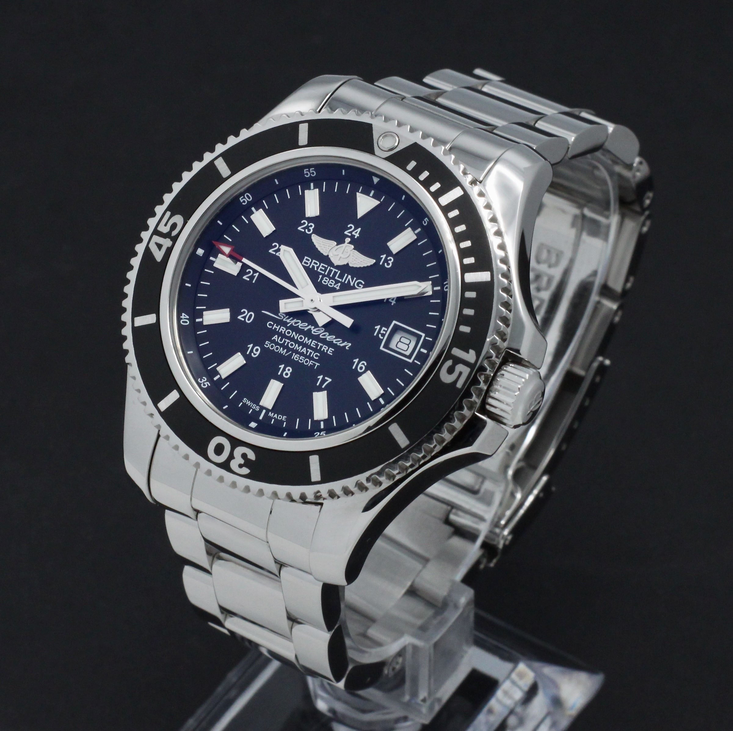 Breitling Superocean 42 A17365 - 2020 - Breitling horloge - Breitling kopen - Breitling heren horloge - Trophies Watches