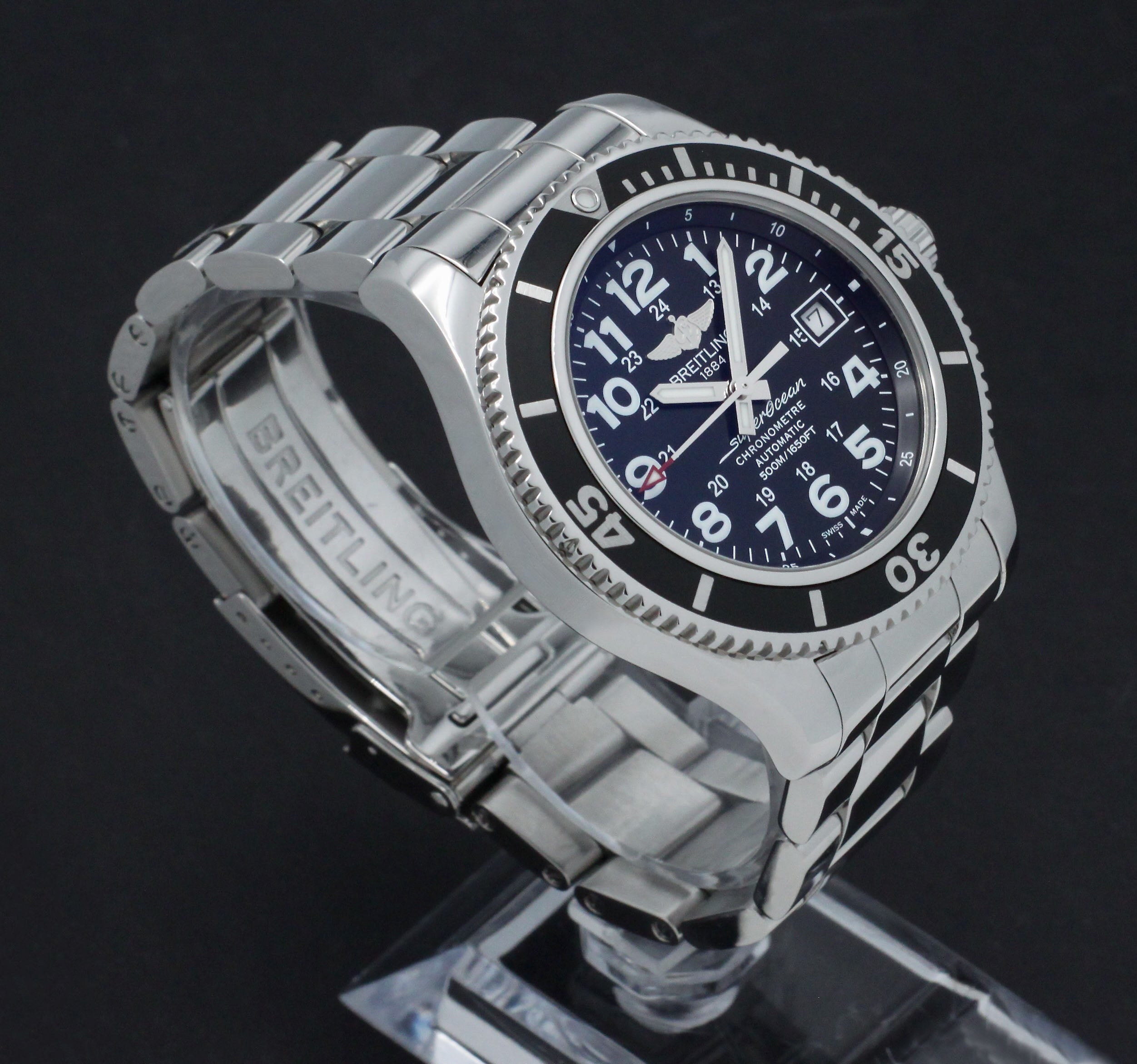 Breitling Superocean 42 A17365 - 2021 - Breitling horloge - Breitling kopen - Breitling heren horloge - Trophies Watches