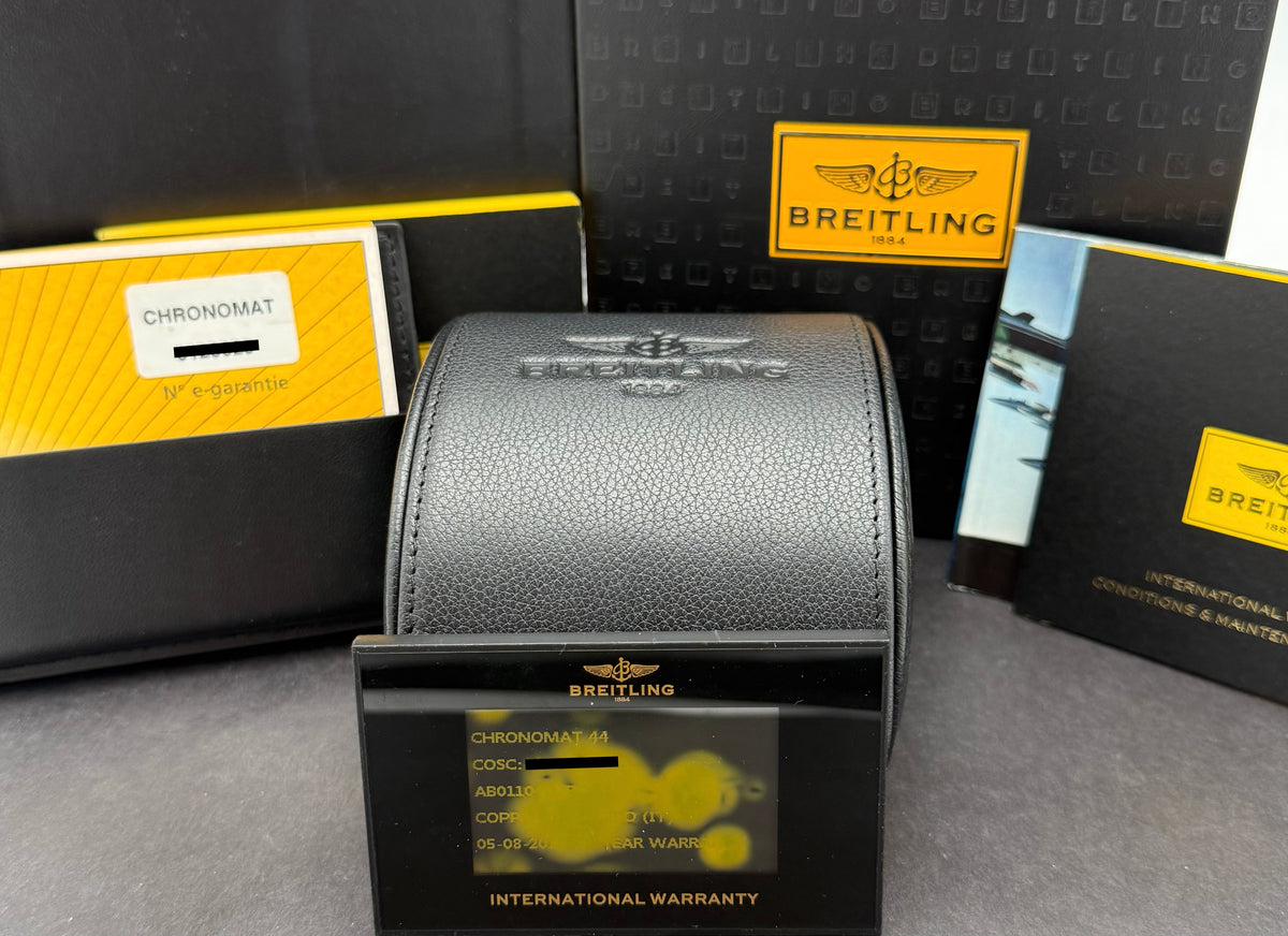 Breitling Chronomat AB0110 P.A.N. Frecce Tricolori - 2015 - Breitling horloge - Breitling kopen - Breitling heren horloge - Trophies Watches