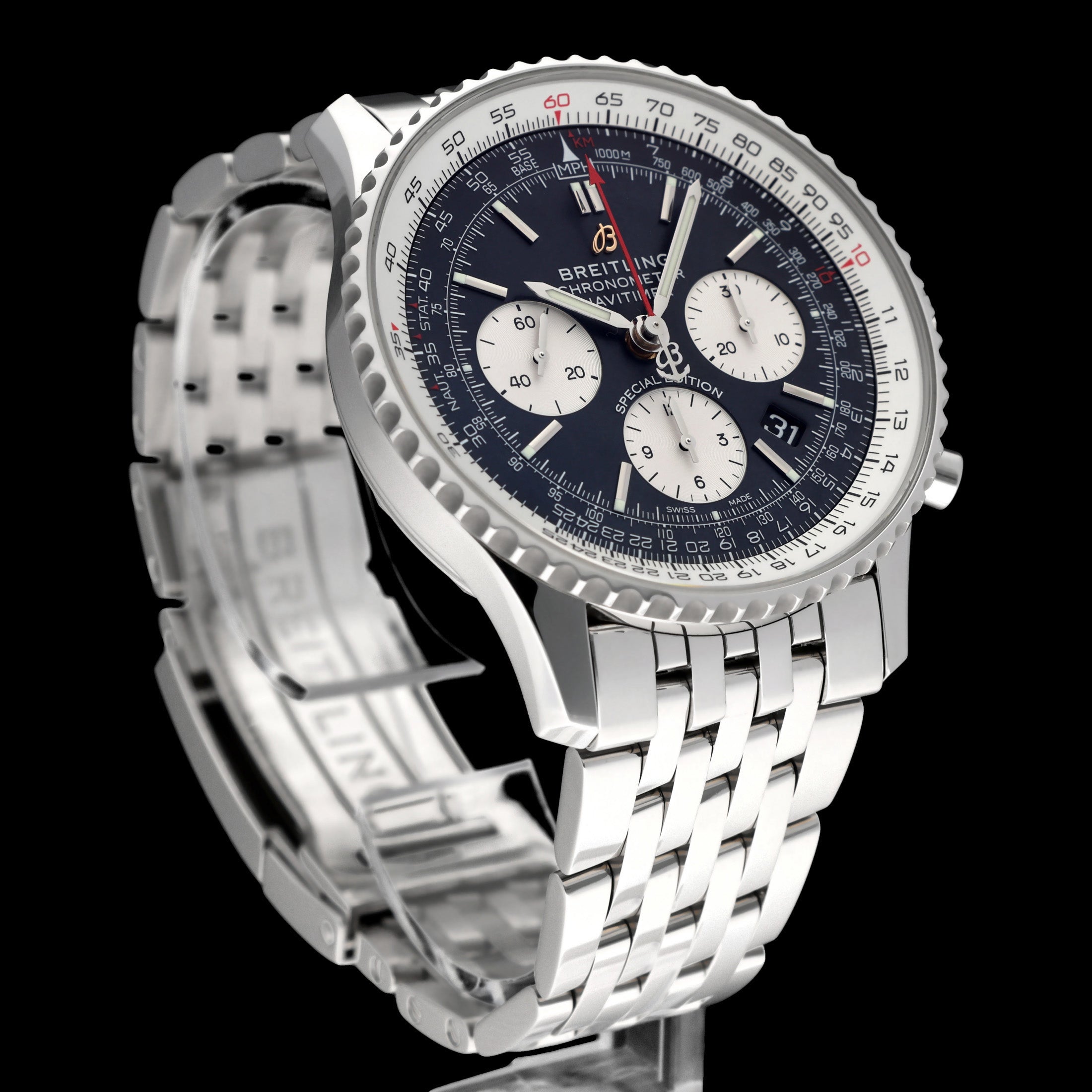 Breitling Navitimer 01 AB0121 - 2022 - Breitling horloge - Breitling kopen - Breitling heren horloge - Trophies Watches