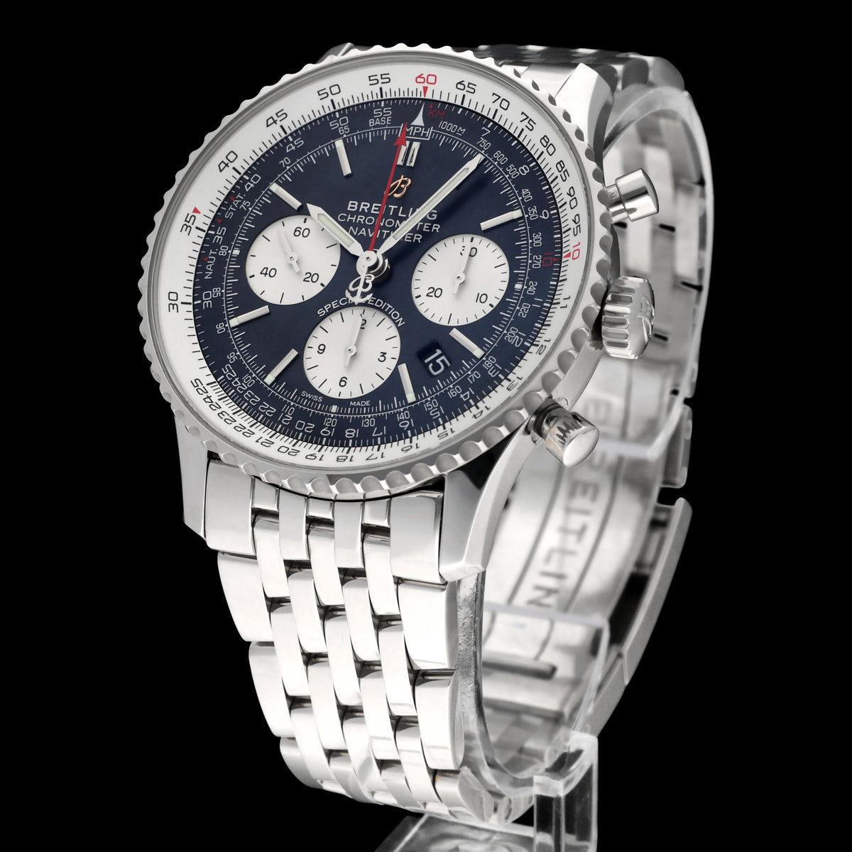 Breitling Navitimer 01 AB0121 - 2022 - Breitling horloge - Breitling kopen - Breitling heren horloge - Trophies Watches