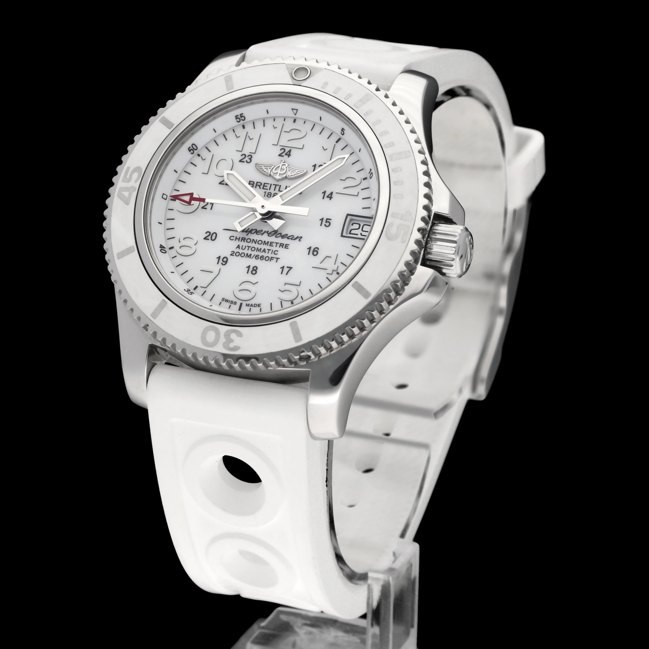 Breitling Superocean II 36 A17312 - 2015 - Breitling horloge - Breitling kopen - Breitling dames horloge - Trophies Watches