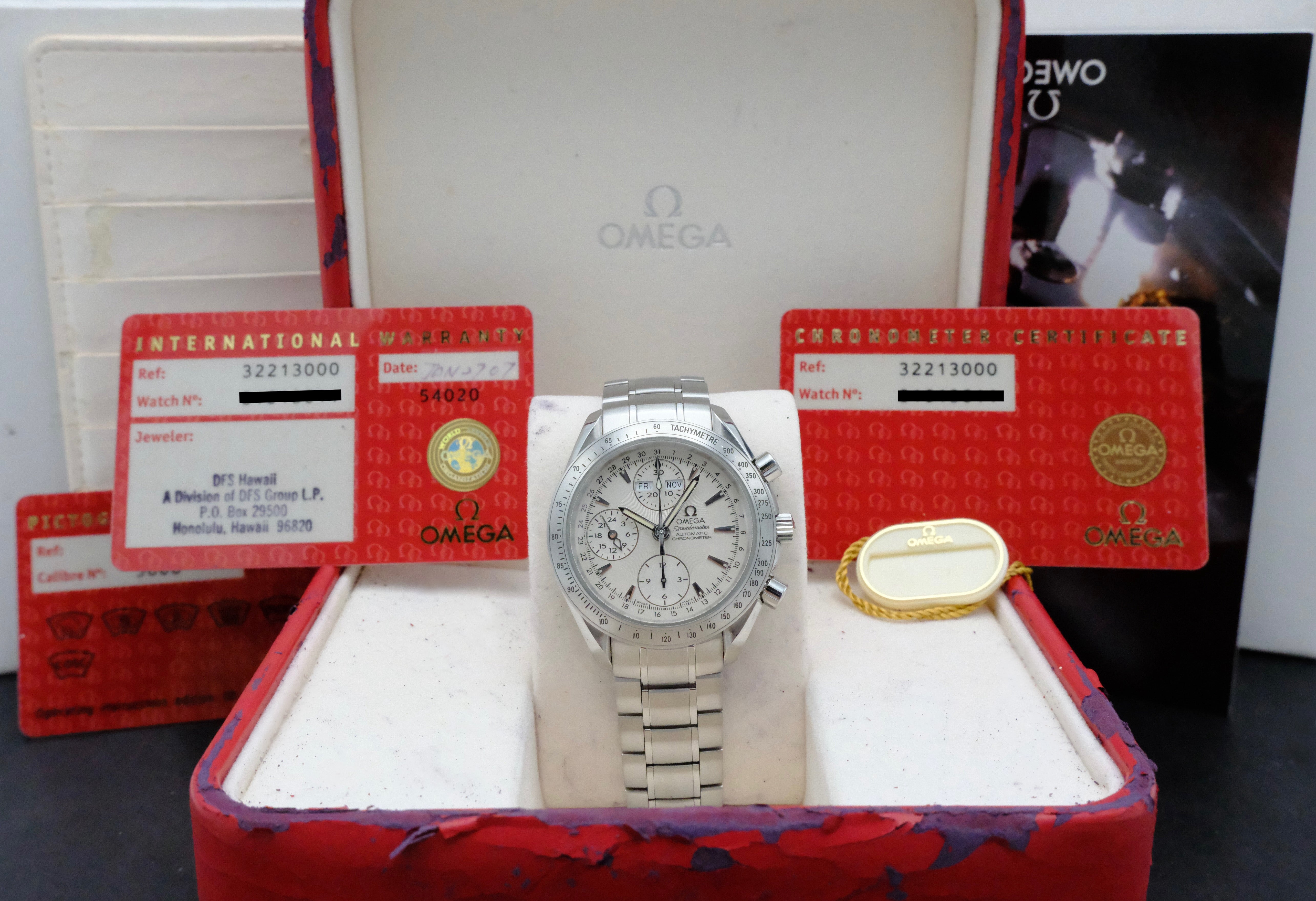 Omega Speedmaster Day Date 3221.30 - 2007 - Omega horloge - Omega kopen - Omega heren horloge - Trophies Watches