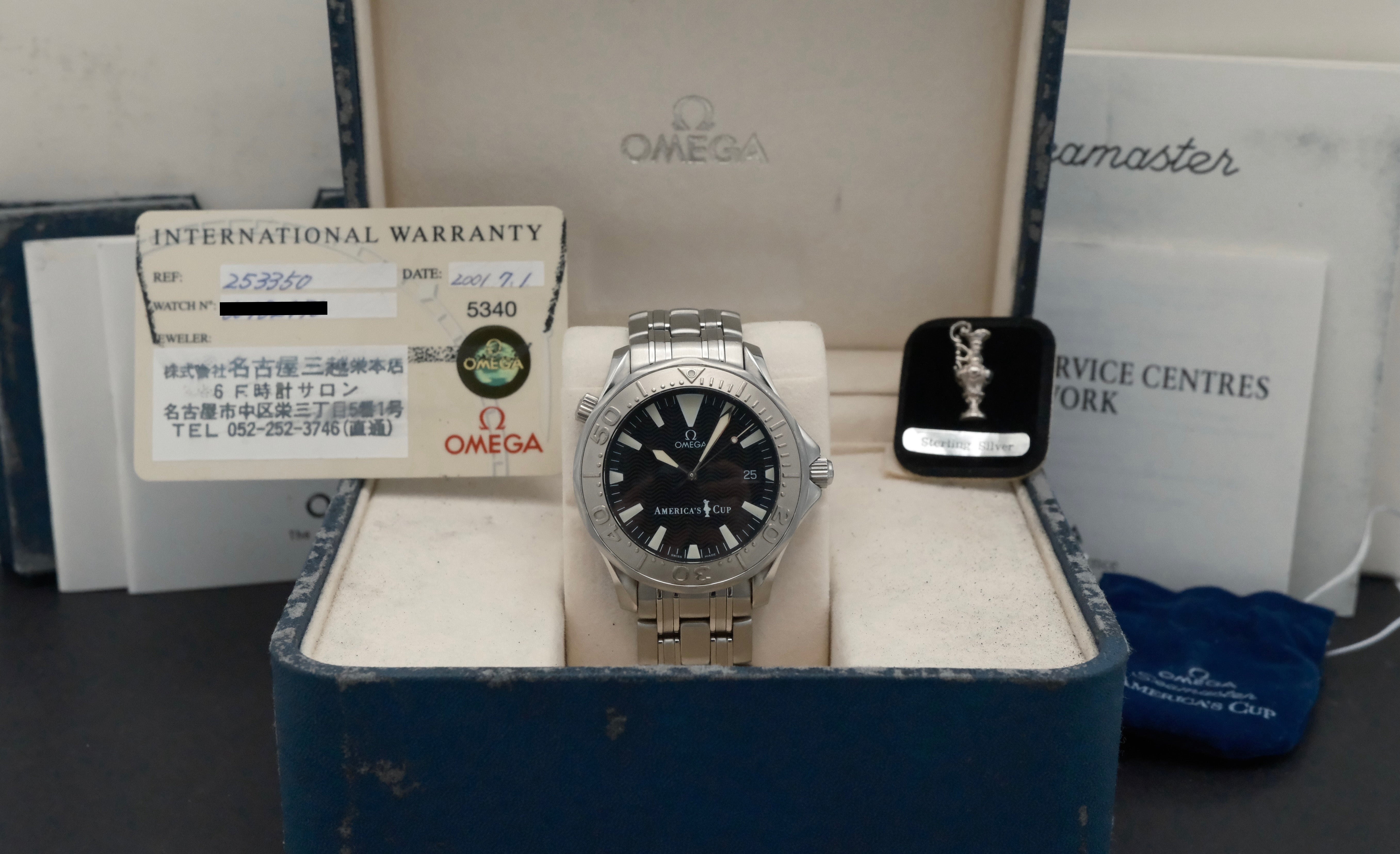 Omega Seamaster Diver 300 M 2533.50.00 - 2001 - Omega horloge - Omega kopen - Omega heren horloge - Trophies Watches
