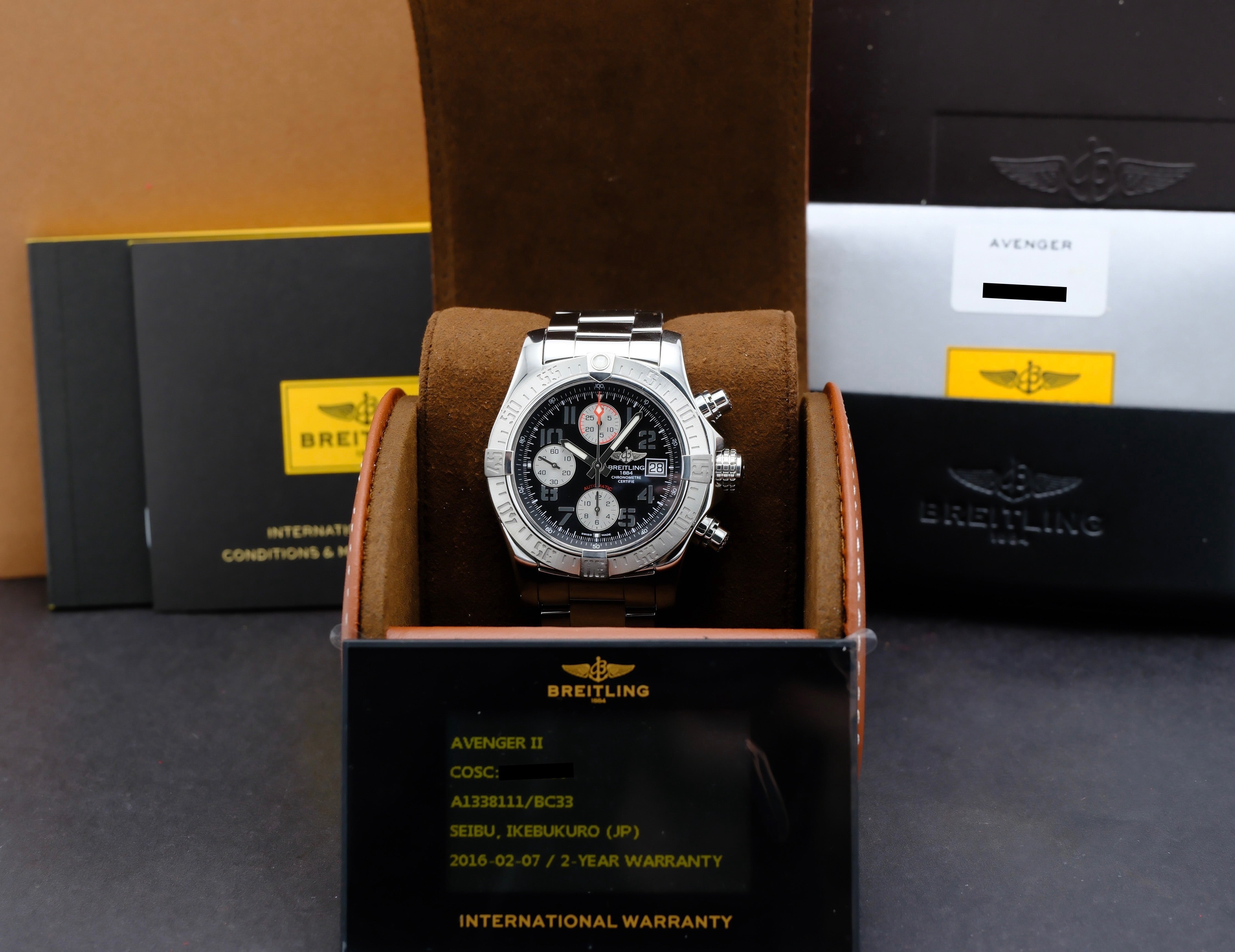 Breitling Avenger II A13381 - 2016 - Breitling horloge - Breitling kopen - Breitling heren horloge - Trophies Watches