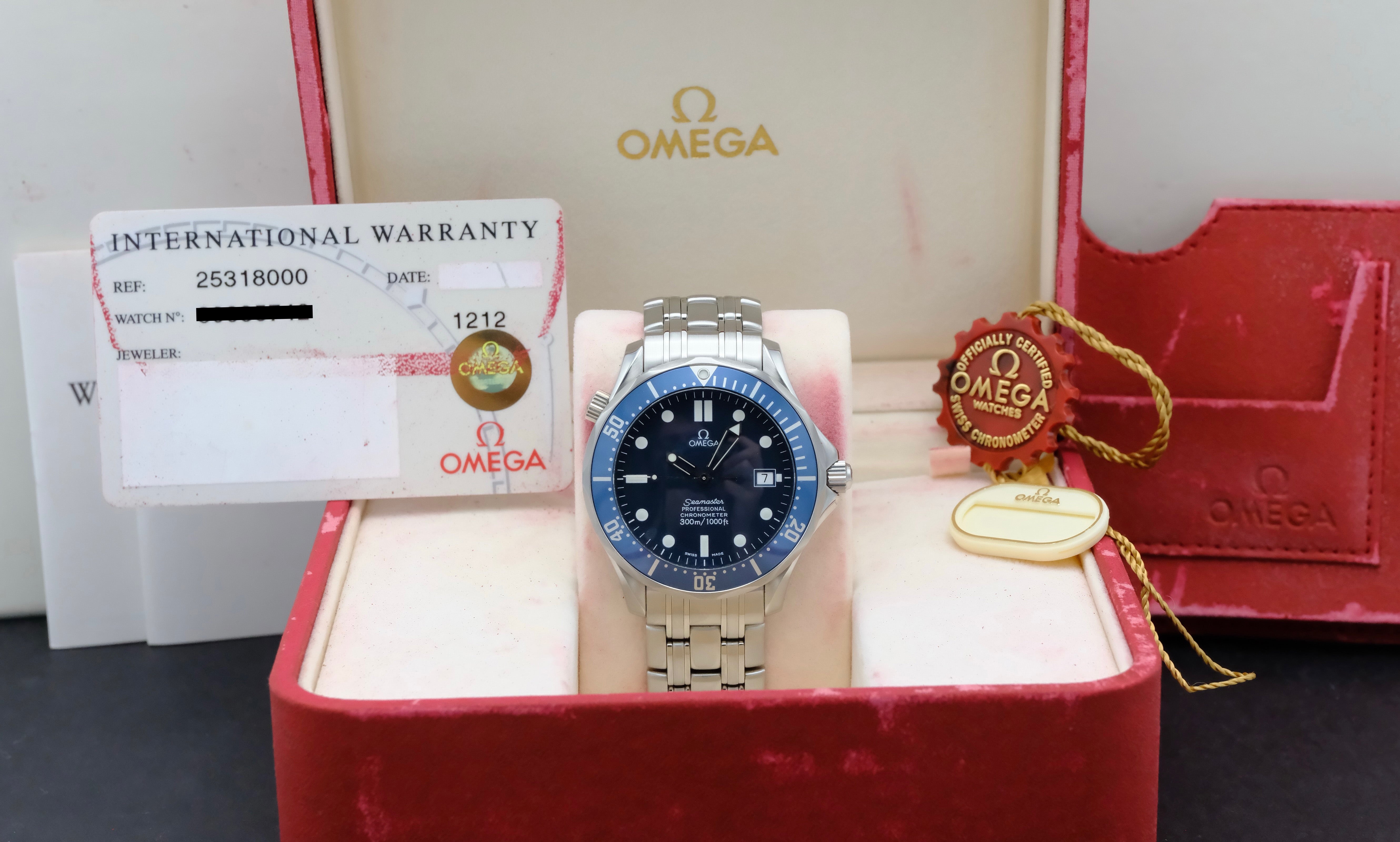 Omega Seamaster Diver 300 M 2531.80.00- 2006 - Omega horloge - Omega kopen - Omega heren horloge - Trophies Watches