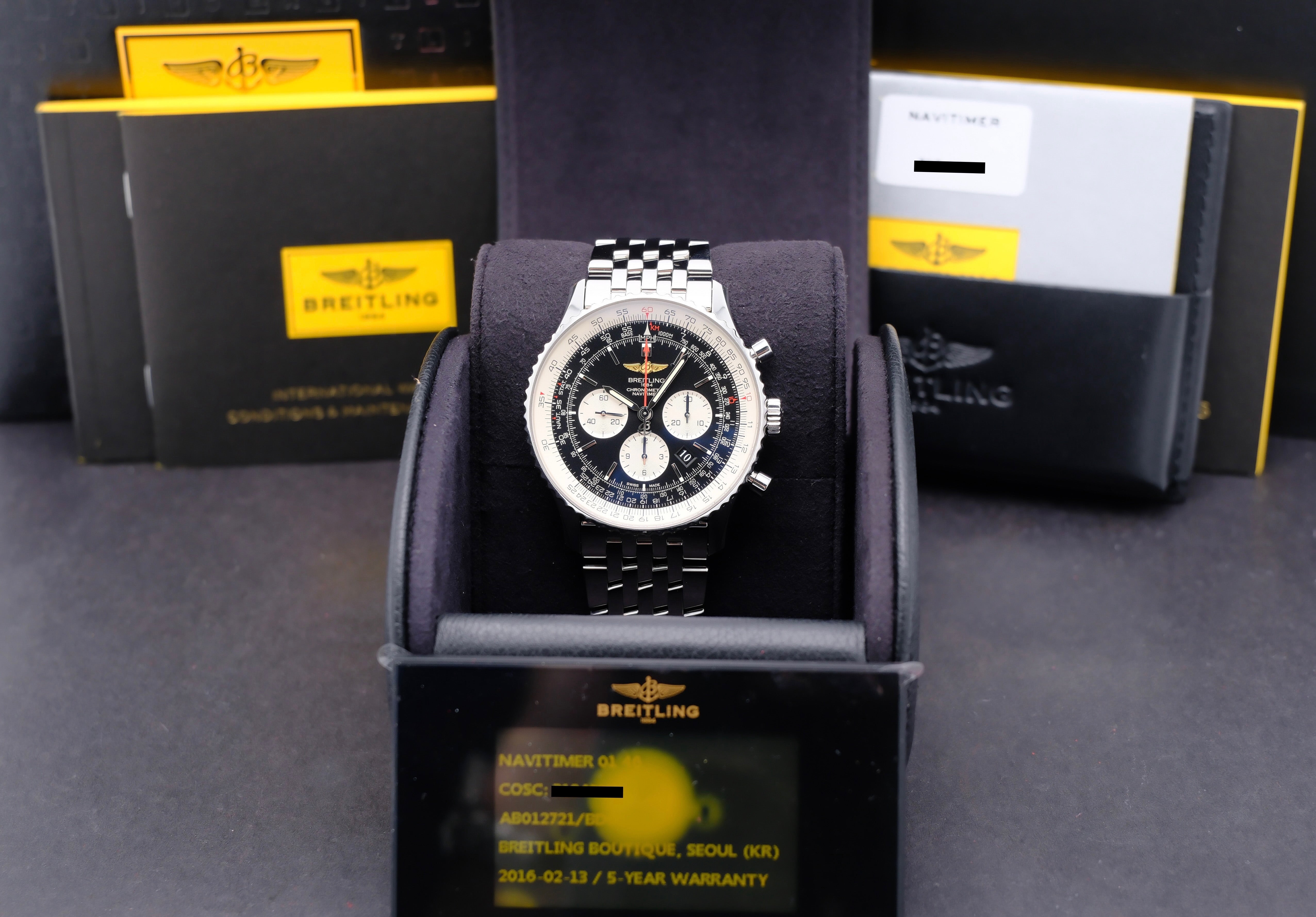 Breitling Navitimer 01 AB0127 - 2016 - Breitling horloge - Breitling kopen - Breitling heren horloge - Trophies Watches