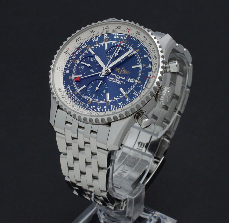 Breitling Navitimer World A24322- 2017 - Breitling horloge - Breitling kopen - Breitling heren horloge - Trophies Watches