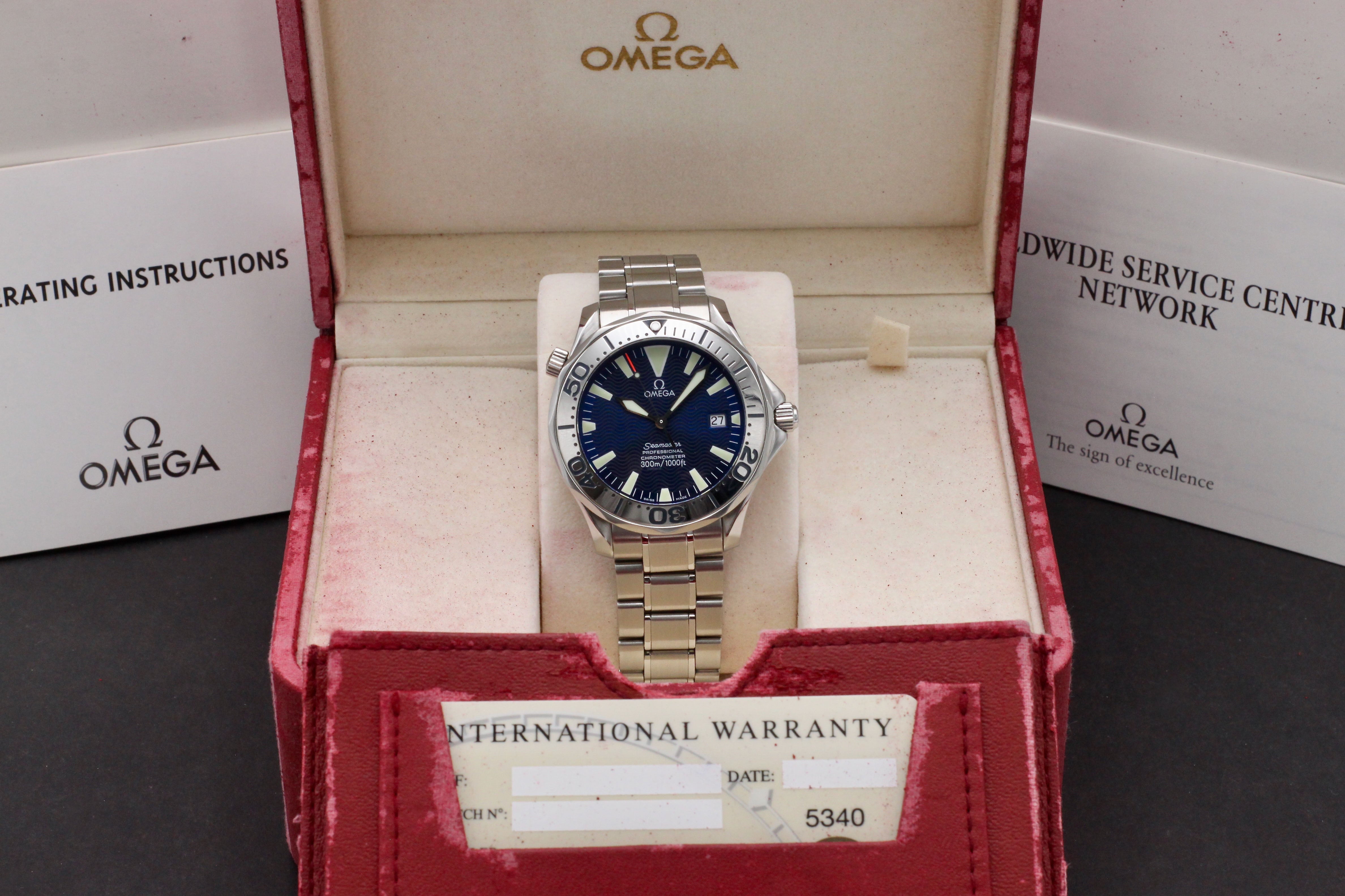 Omega Seamaster Diver 300 M 2255.80.00 - 2006 - Omega horloge - Omega kopen - Omega heren horloge - Trophies Watches