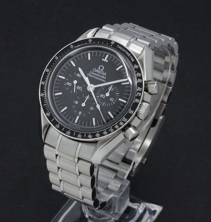 Omega Speedmaster 3572.50.00 - 2000 - Omega horloge - Omega kopen - Omega heren horloges - Trophies Watches