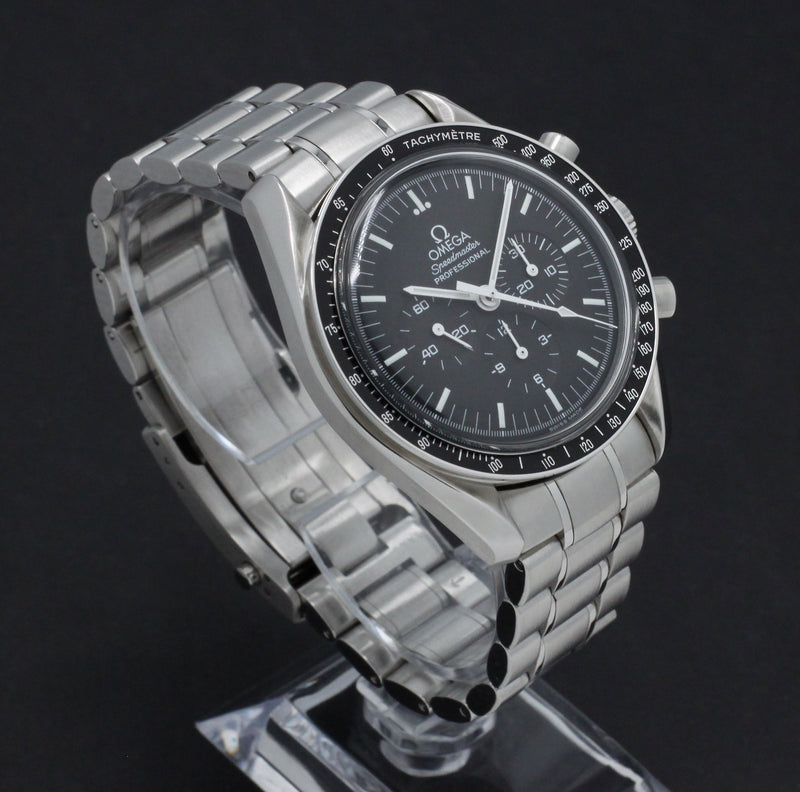 Omega Speedmaster 3572.50.00 - 2000 - Omega horloge - Omega kopen - Omega heren horloges - Trophies Watches