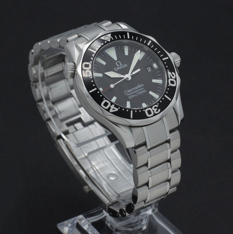 Omega Seamaster Diver 300 M 2262.50.00 - 2010 - Omega horloge - Omega kopen - Omega heren horloge - Trophies Watches