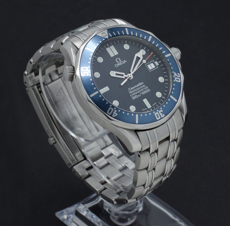 Omega Seamaster Diver 300 M 2531.80.00- 2001 - Omega horloge - Omega kopen - Omega heren horloge - Trophies Watches