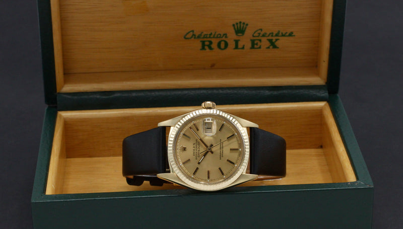 Rolex Datejust 1601 - 1957 - Geelgoud - two/tone - Rolex horloge - Rolex kopen - Rolex heren horloge - Trophies Watches