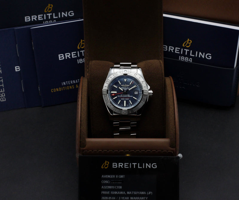 Breitling Avenger II GMT A32390 - 2020 - Breitling horloge - Breitling kopen - Breitling heren horloge - Trophies Watches