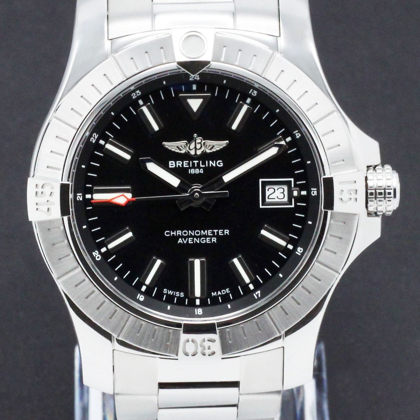 Breitling Avenger A17318, Box & Papers, 2022