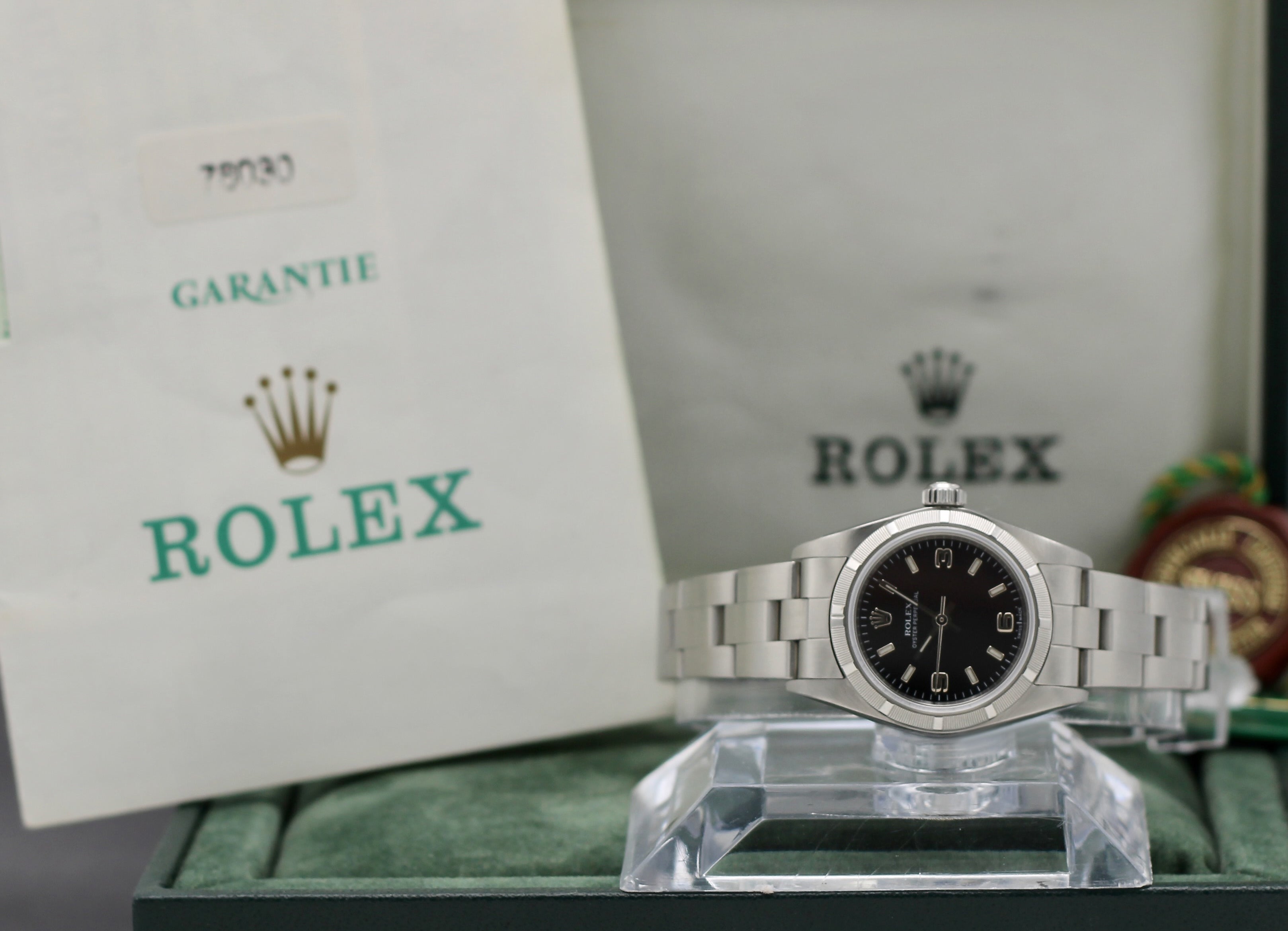 Rolex Oyster Perpetual 76030 - 2005 - Rolex horloge - Rolex kopen - Rolex dames horloge - Trophies Watches