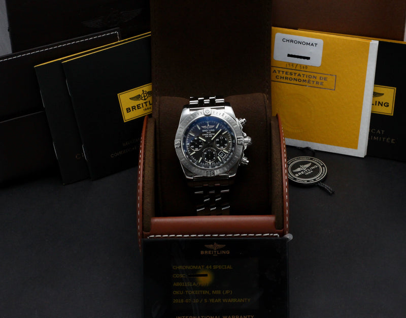 Breitling Chronomat AB0115 - Breitling horloge - Breitling kopen - Breitling heren horloge - Trophies Watches