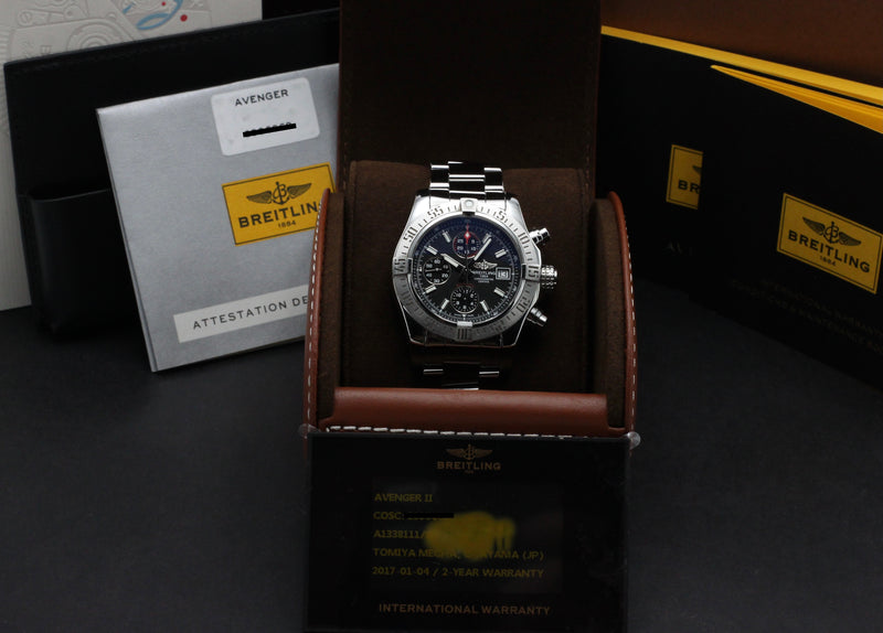 Breitling Avenger II A13381 - 2017 - Breitling horloge - Breitling kopen - Breitling heren horloge - Trophies Watches