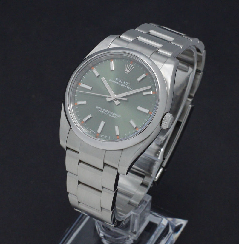 Rolex Oyster Perpetual 34 114200 - 2015 - Rolex horloge - Rolex kopen - Rolex heren horloge - Trophies Watches