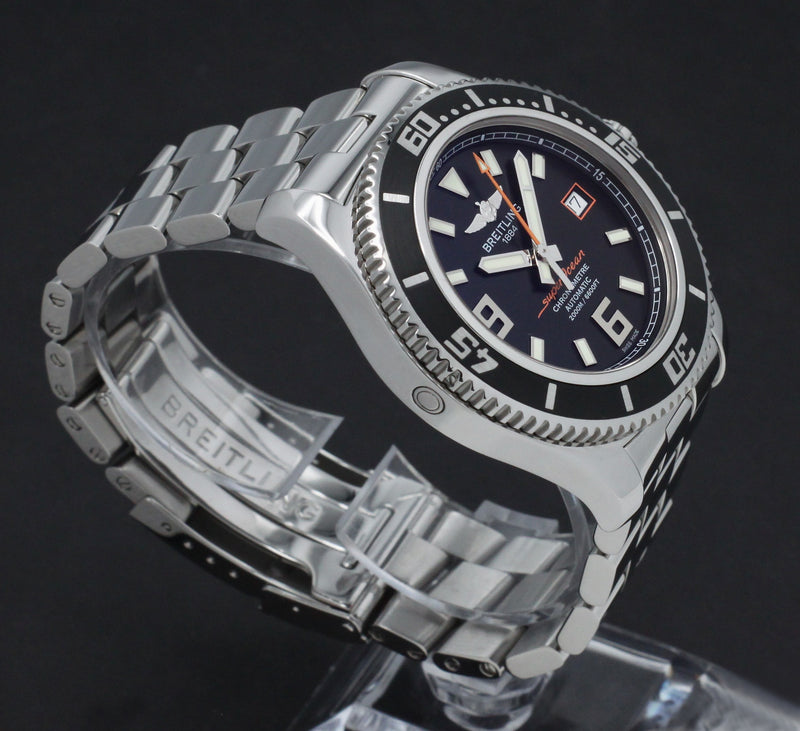 Breitling Superocean 44 A17391 - 2012 - Breitling horloge - Breitling kopen - Breitling heren horloge - Trophies Watches