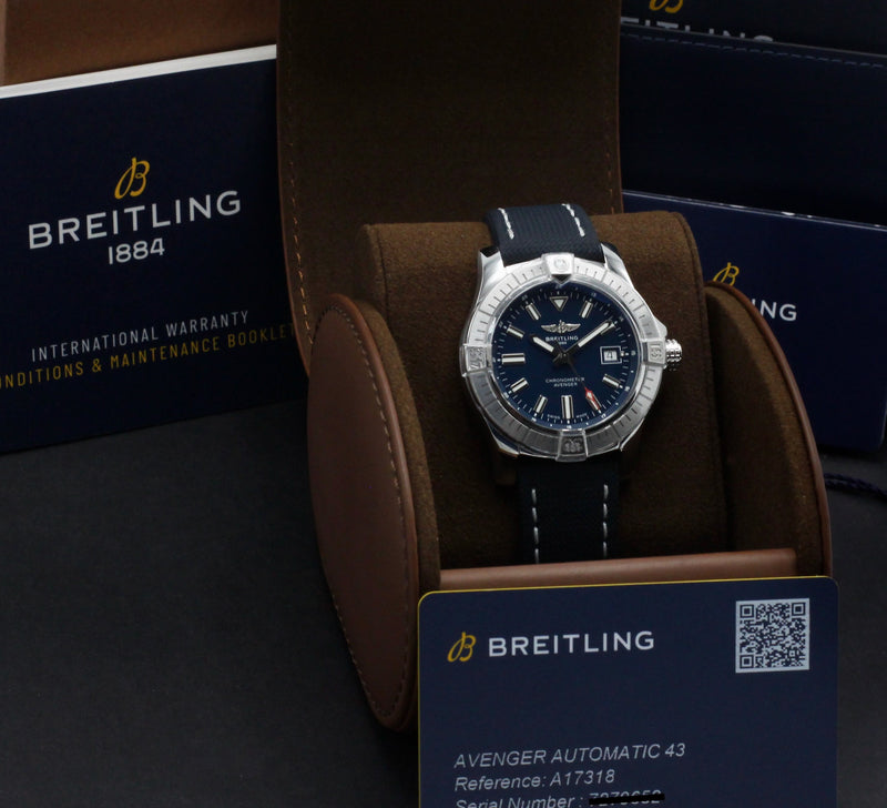 Breitling Avenger A17318- 2021 - Breitling horloge - Breitling kopen - Breitling heren horloge - Trophies Watches