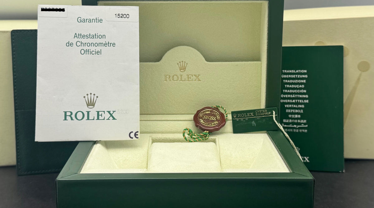 Rolex Oyster Perpetual Date 15200, Box & Papers, 2004