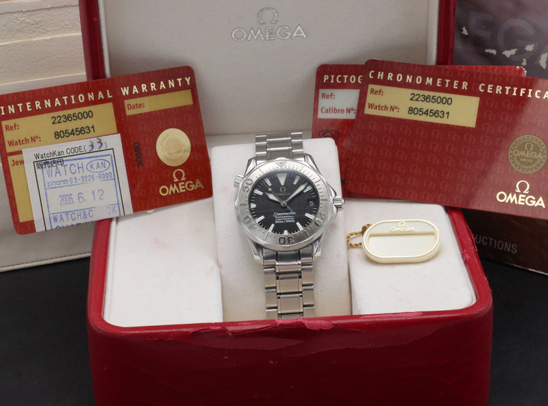 Omega Seamaster 2236.50.00 0 - 2006 - Omega horloge - Omega kopen - Omega heren horloge - Trophies Watches