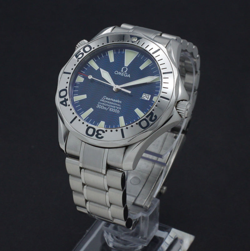 Omega Seamaster Diver 300 M 2255.80.00 - 2006 - Omega horloge - Omega kopen - Omega heren horloge - Trophies Watches