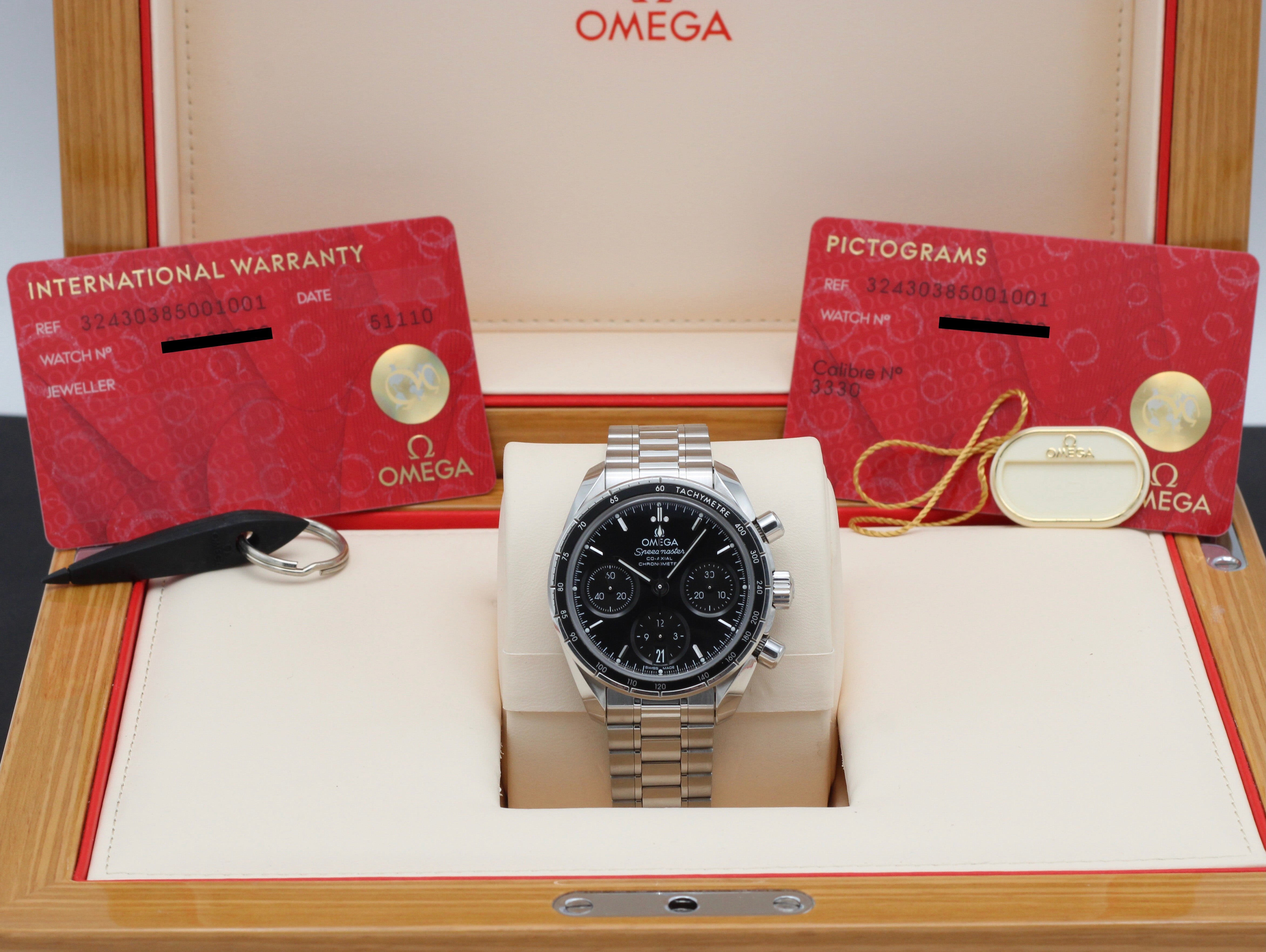 Omega Speedmaster 324.30.38.50.01.001 - 2009 - Omega horloge - Omega kopen - Omega heren horloges - Trophies Watches